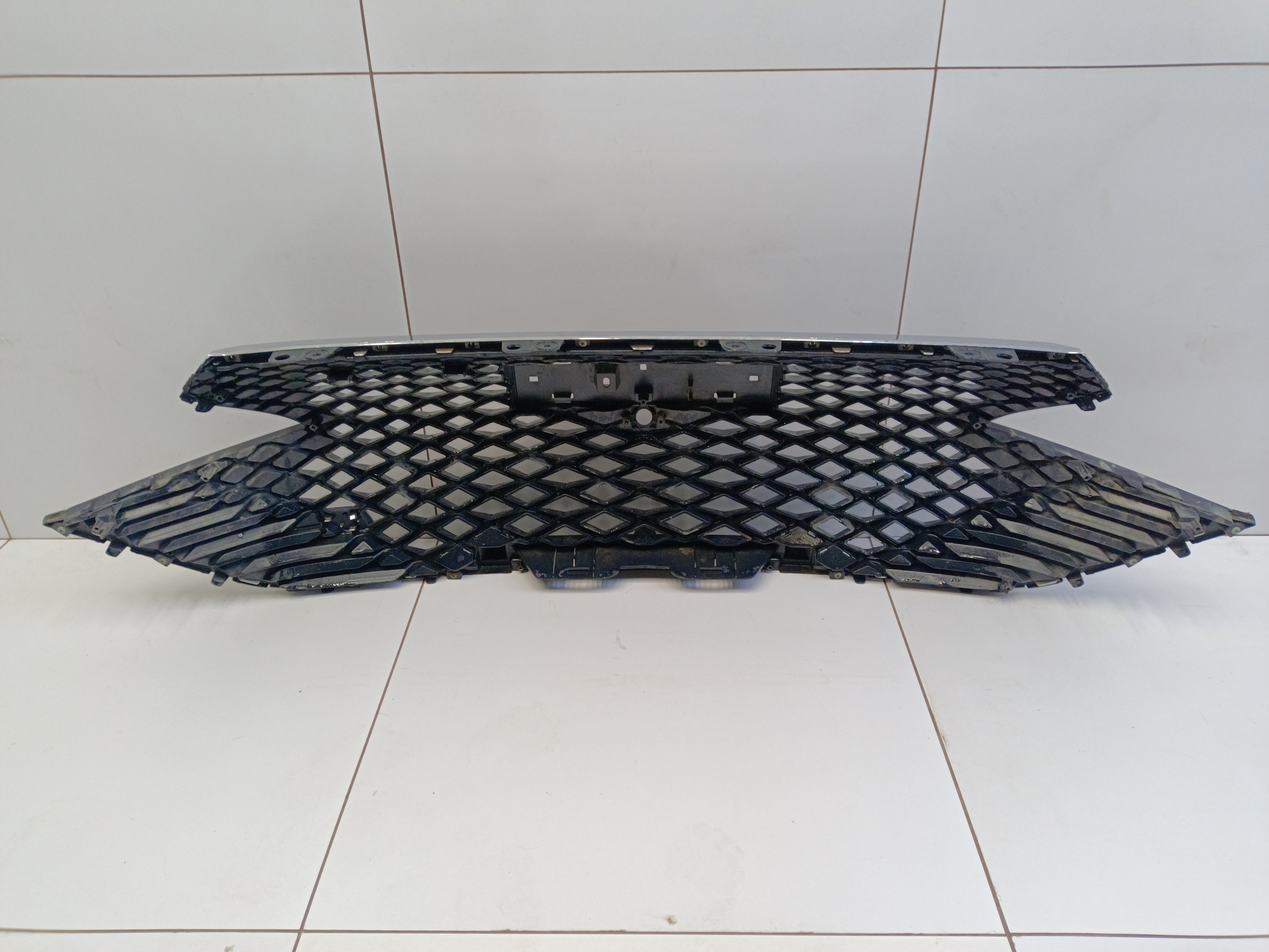 Решётка радиатора Haval F7 Restail