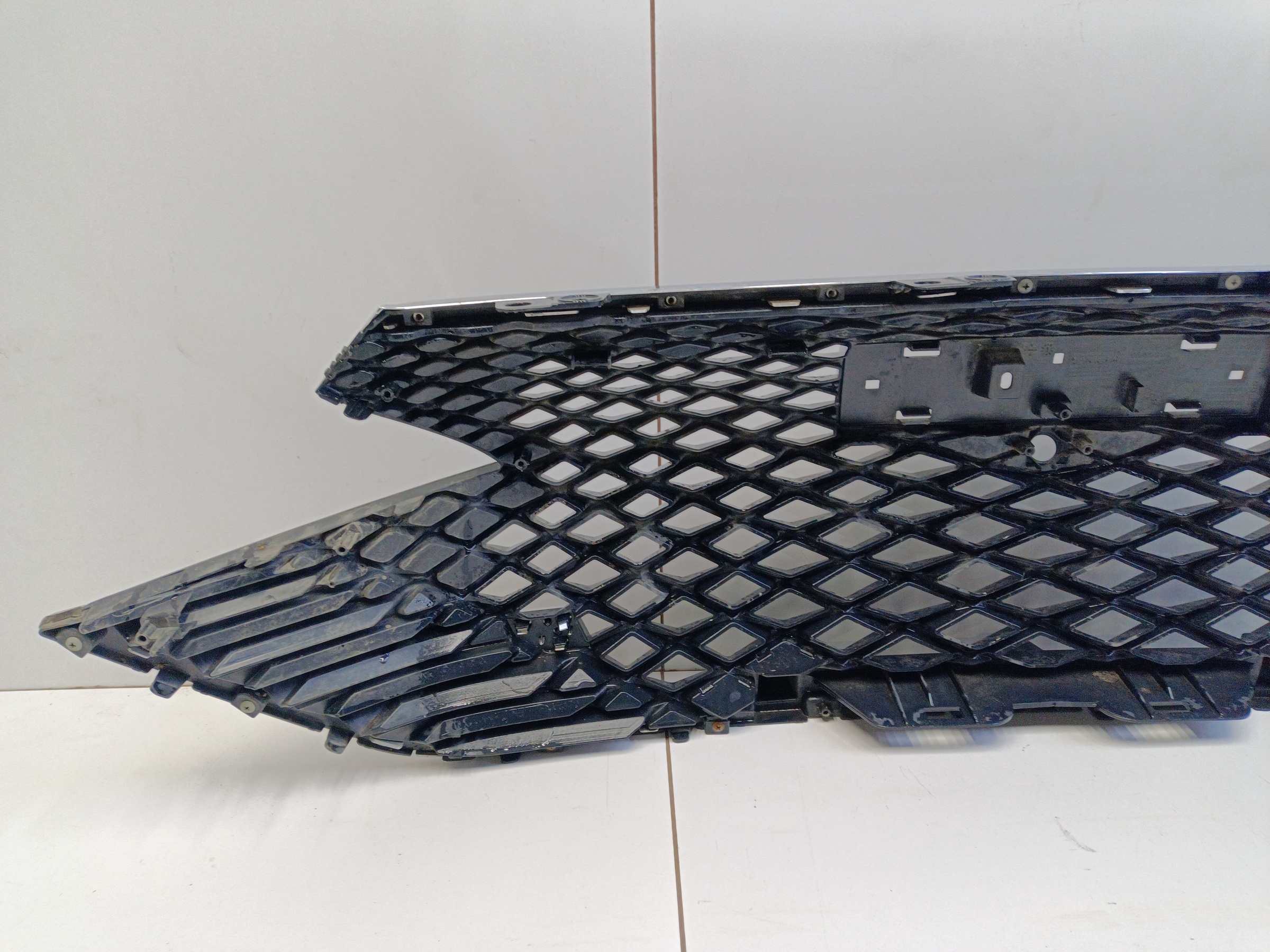 Решётка радиатора Haval F7 Restail