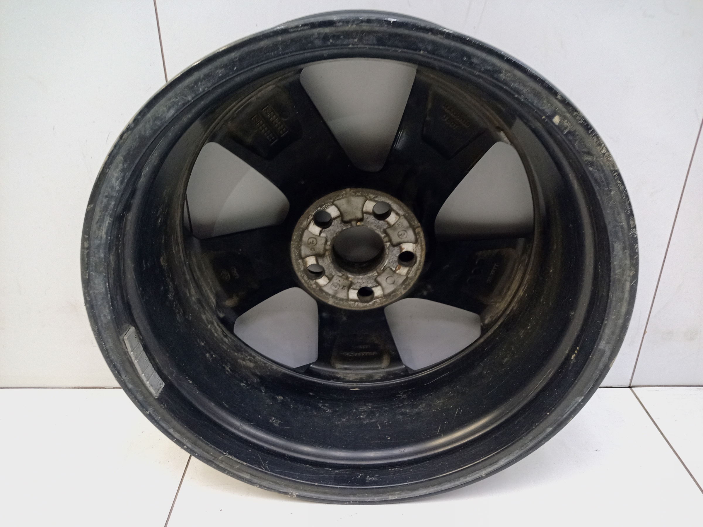 Диск колеса литой Toyota RAV4 XA50 R18 черный