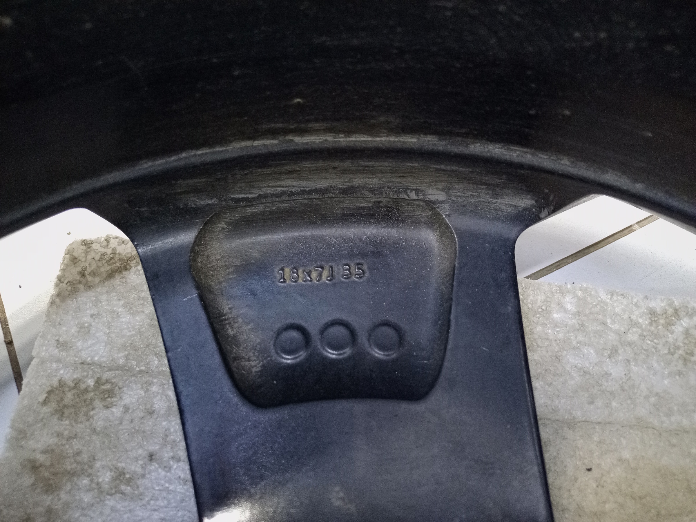 Диск колеса литой Toyota RAV4 XA50 R18 черный