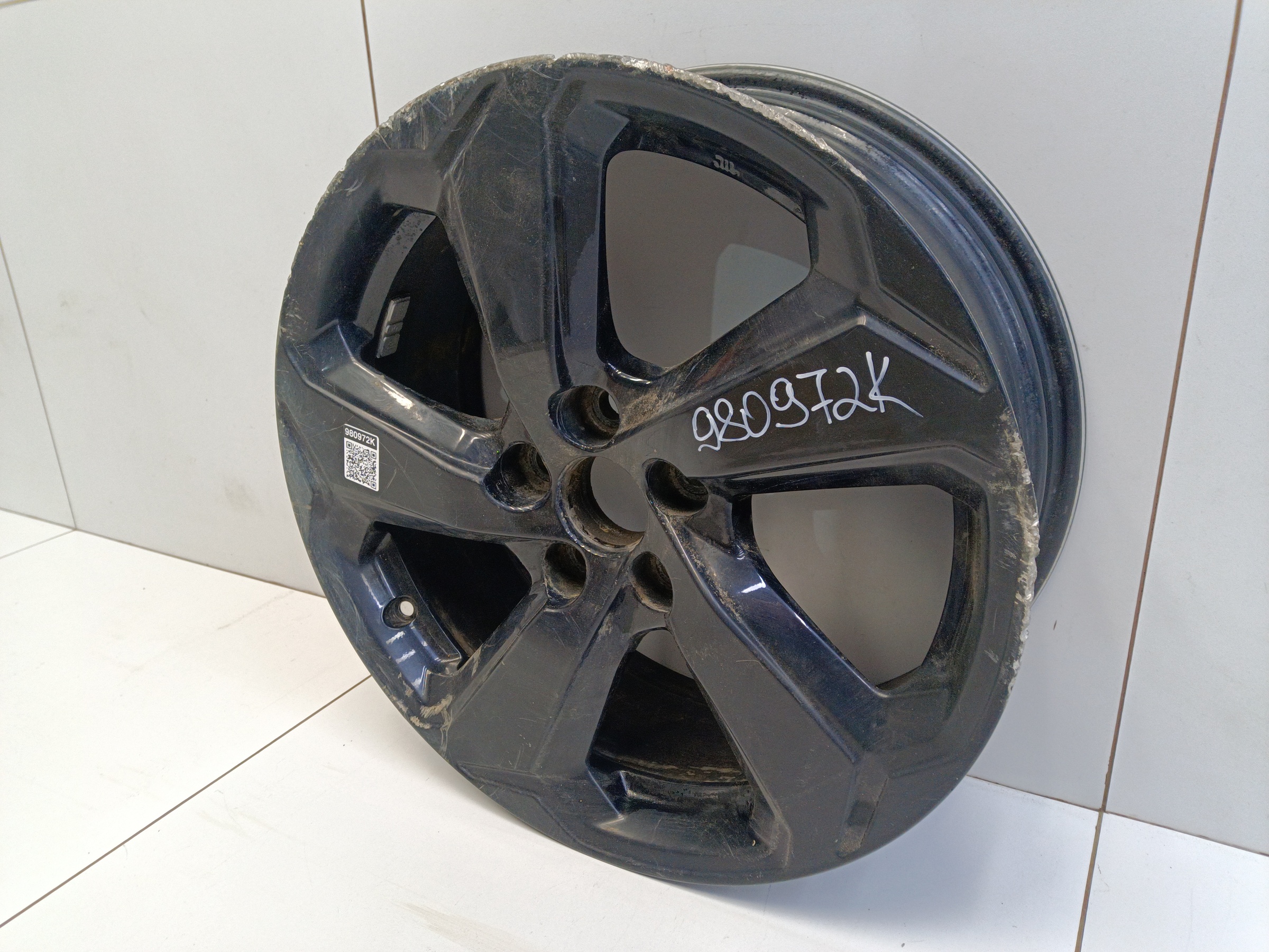 Диск колеса литой Toyota RAV4 XA50 R18 черный