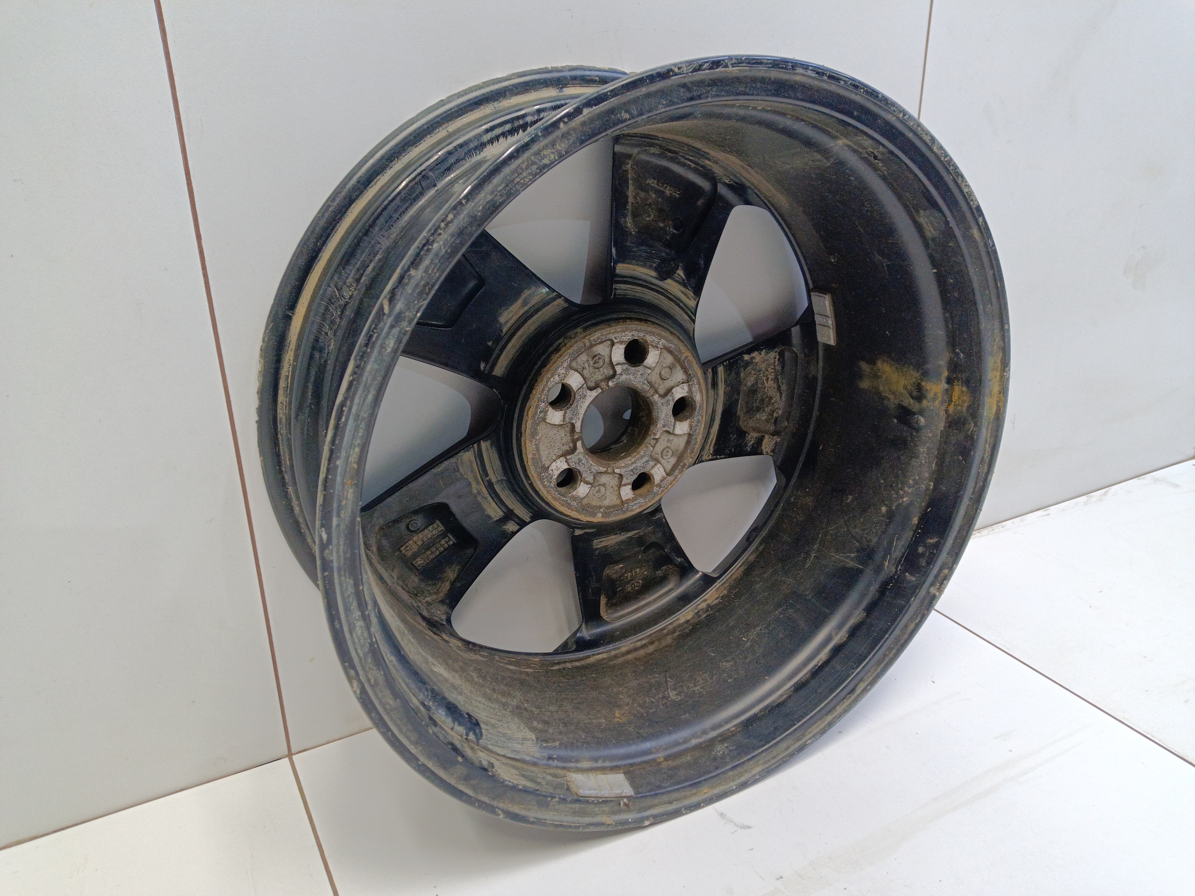 Диск колеса литой Toyota RAV4 XA50 R18 черный