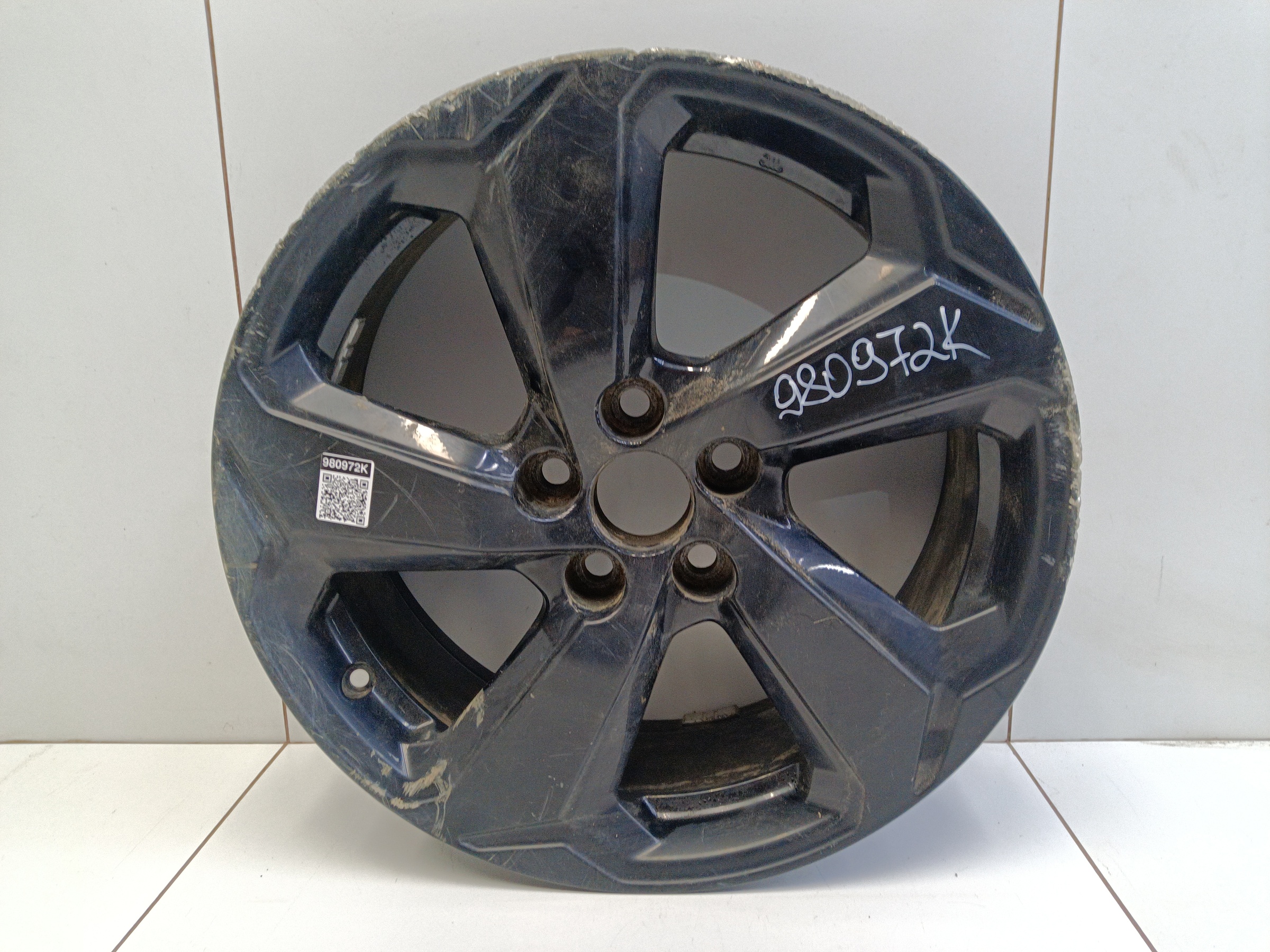 Диск колеса литой Toyota RAV4 XA50 R18 черный