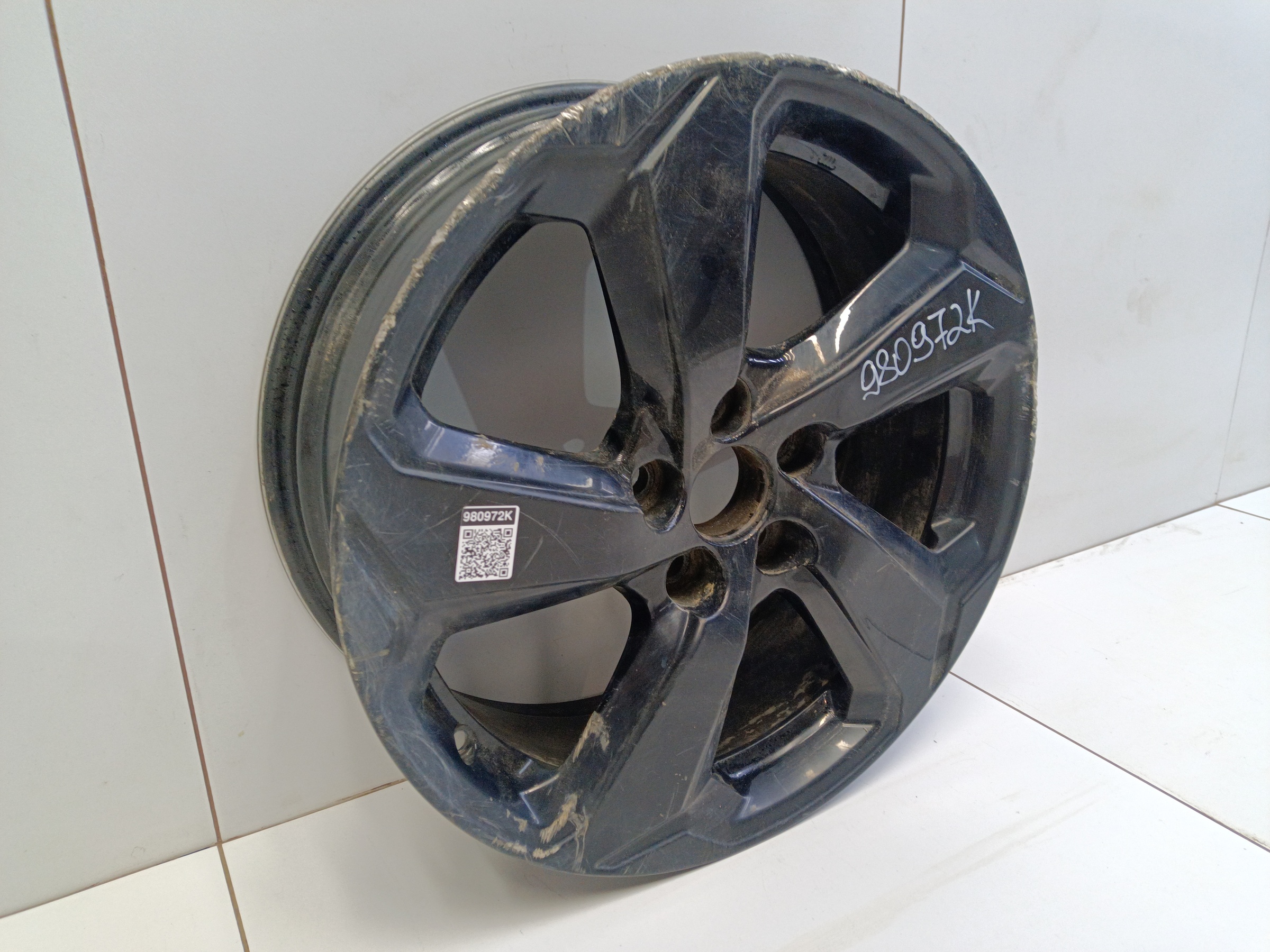 Диск колеса литой Toyota RAV4 XA50 R18 черный