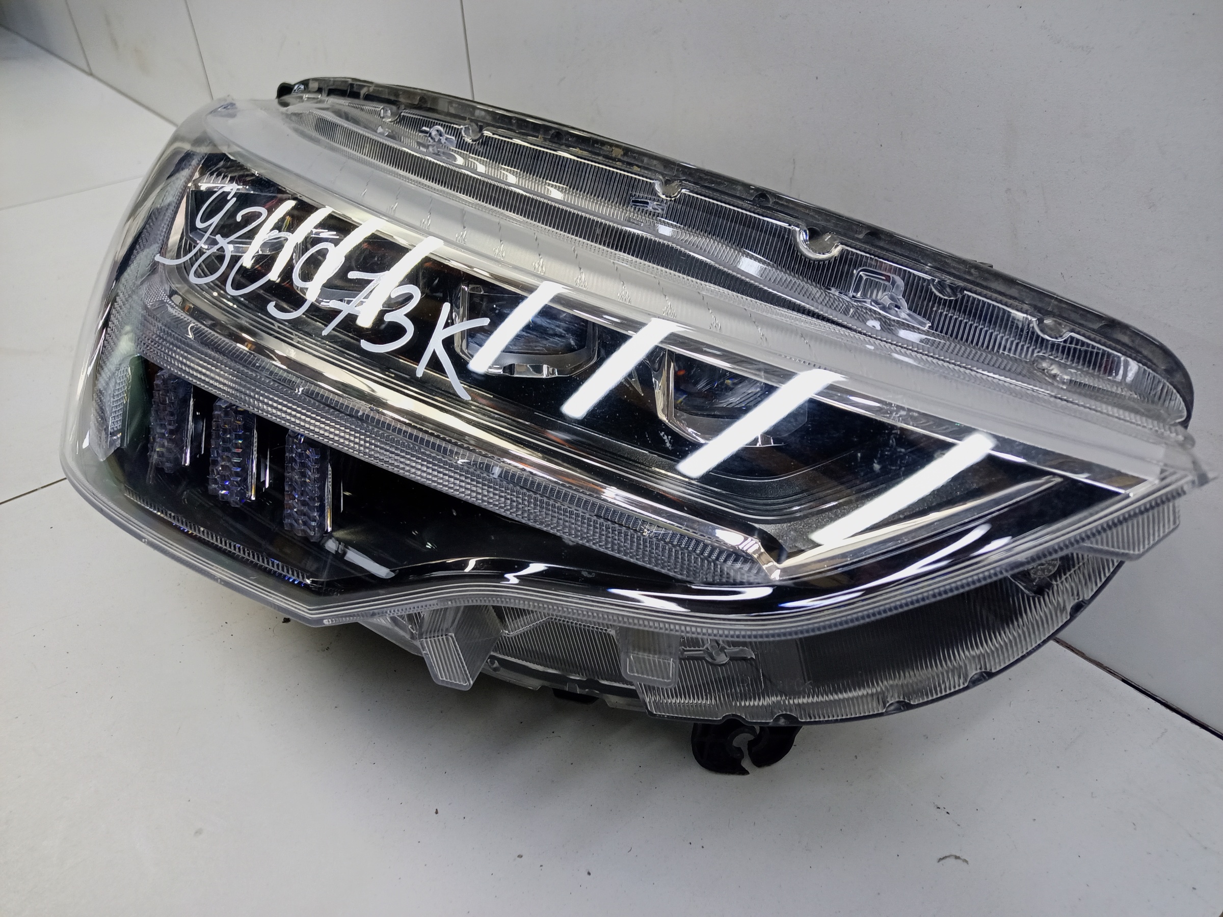 Фара передняя правая Haval Jolion LED