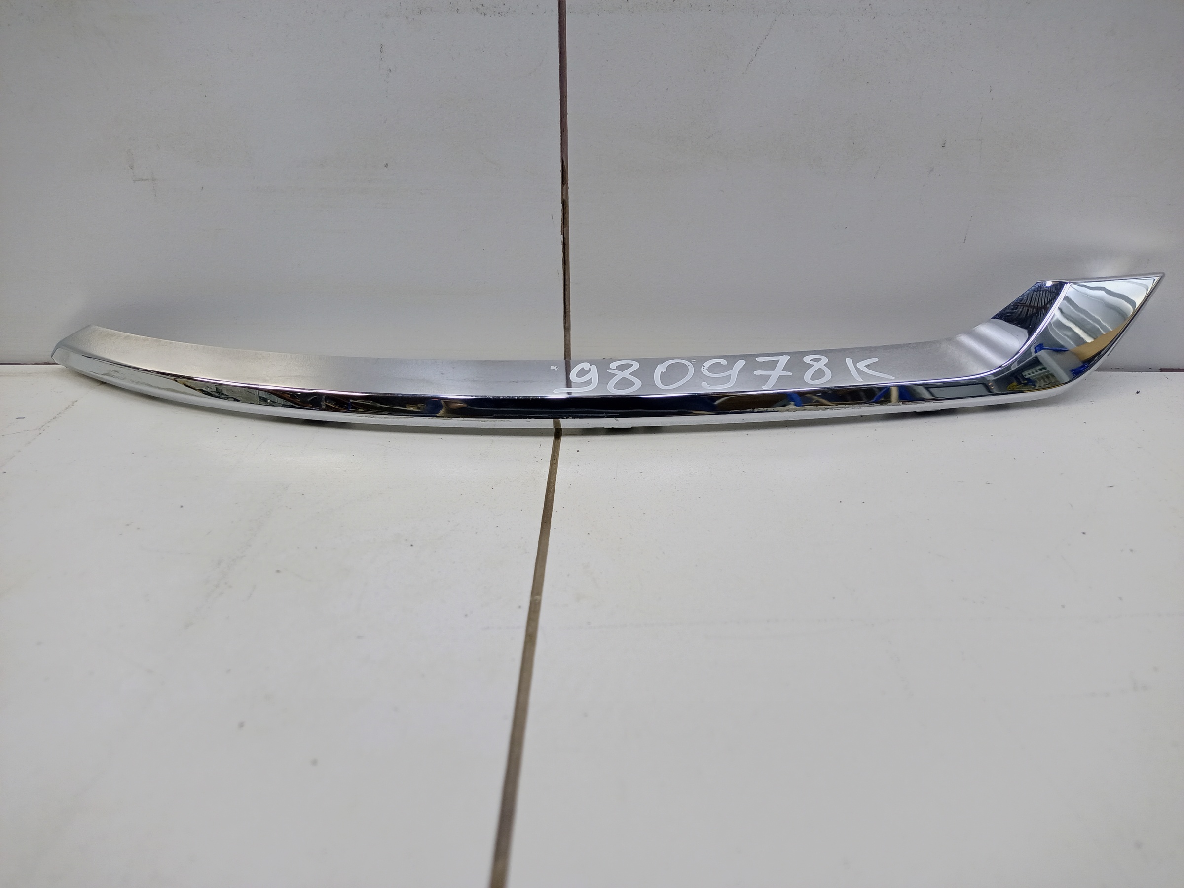 Накладка хром заднего бампера левая Volvo XC90 2