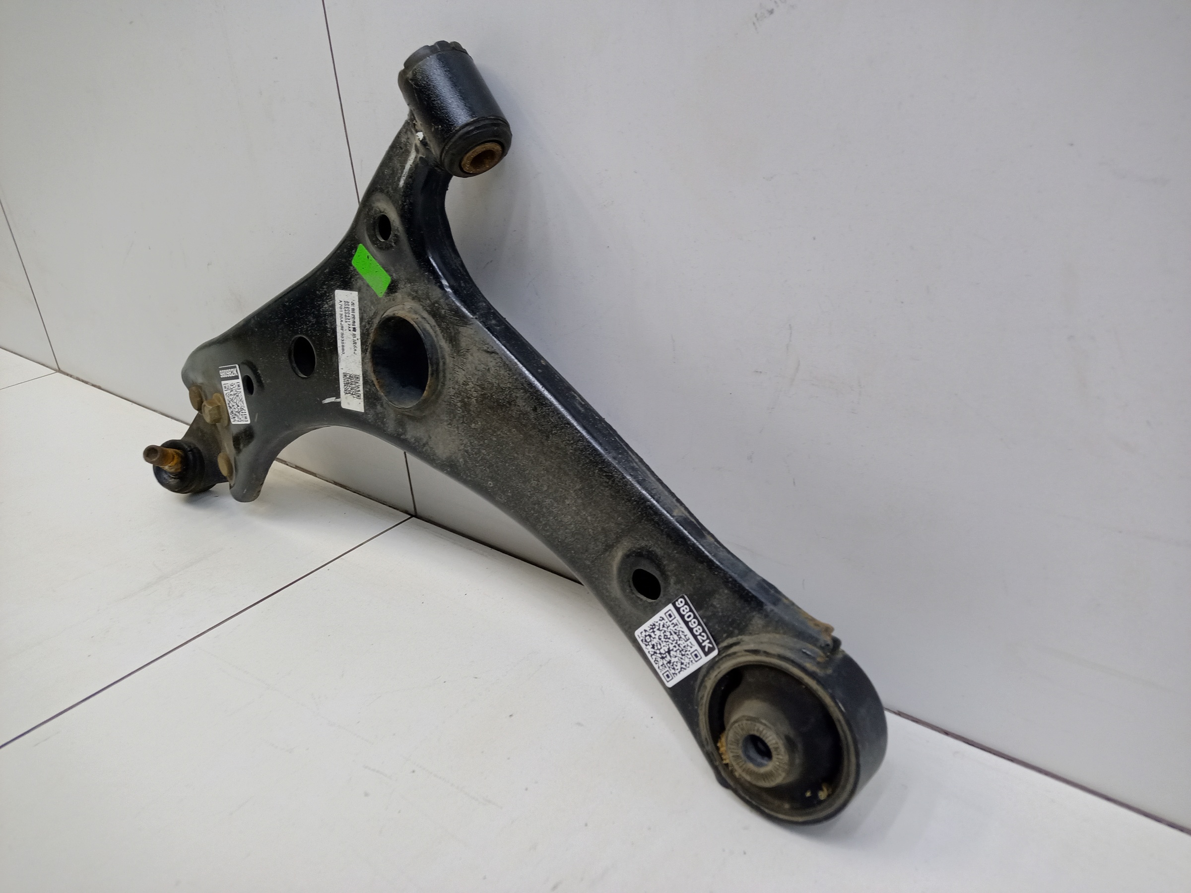 Рычаг передней подвески левый Jetour T2