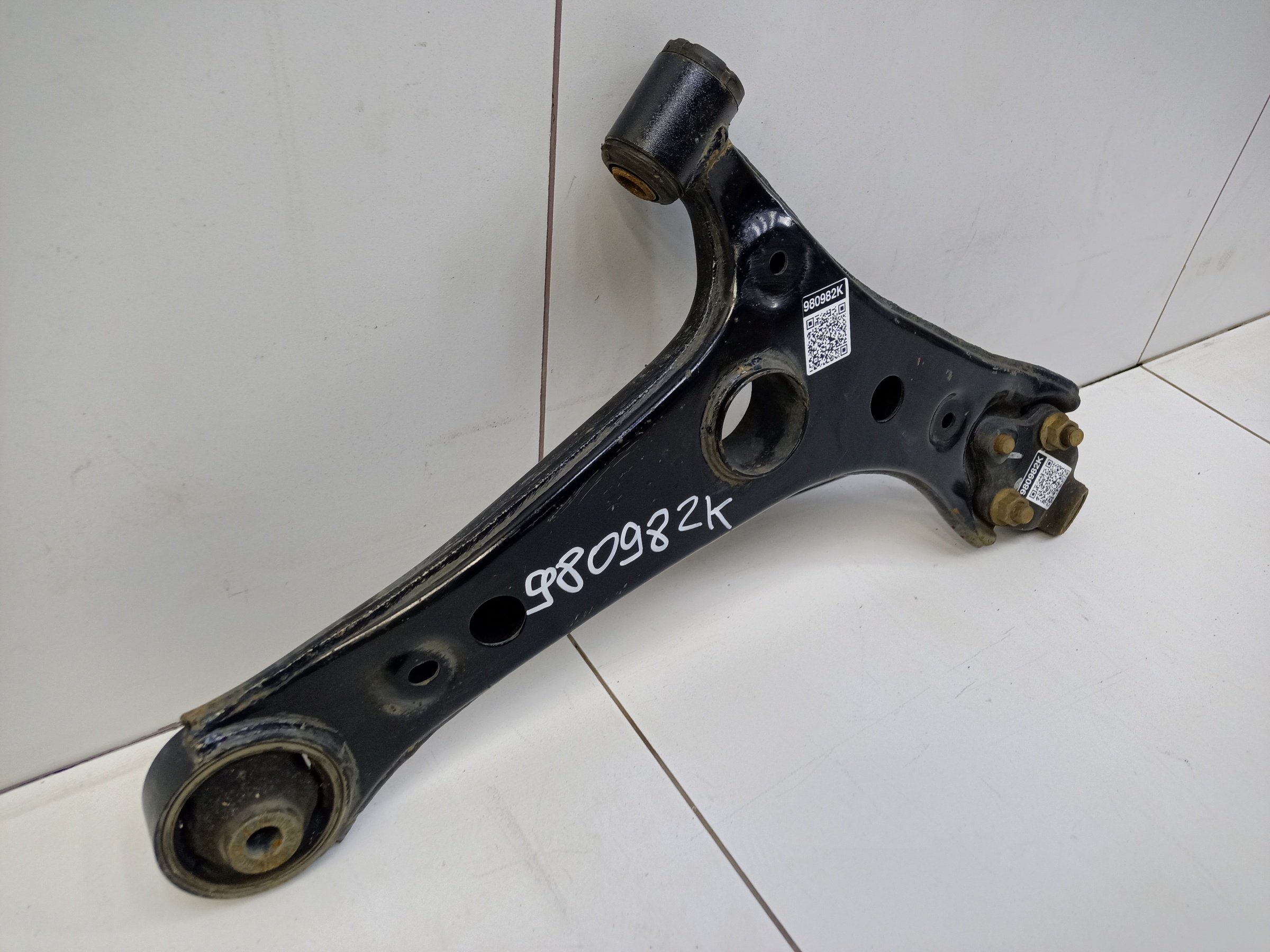 Рычаг передней подвески левый Jetour T2