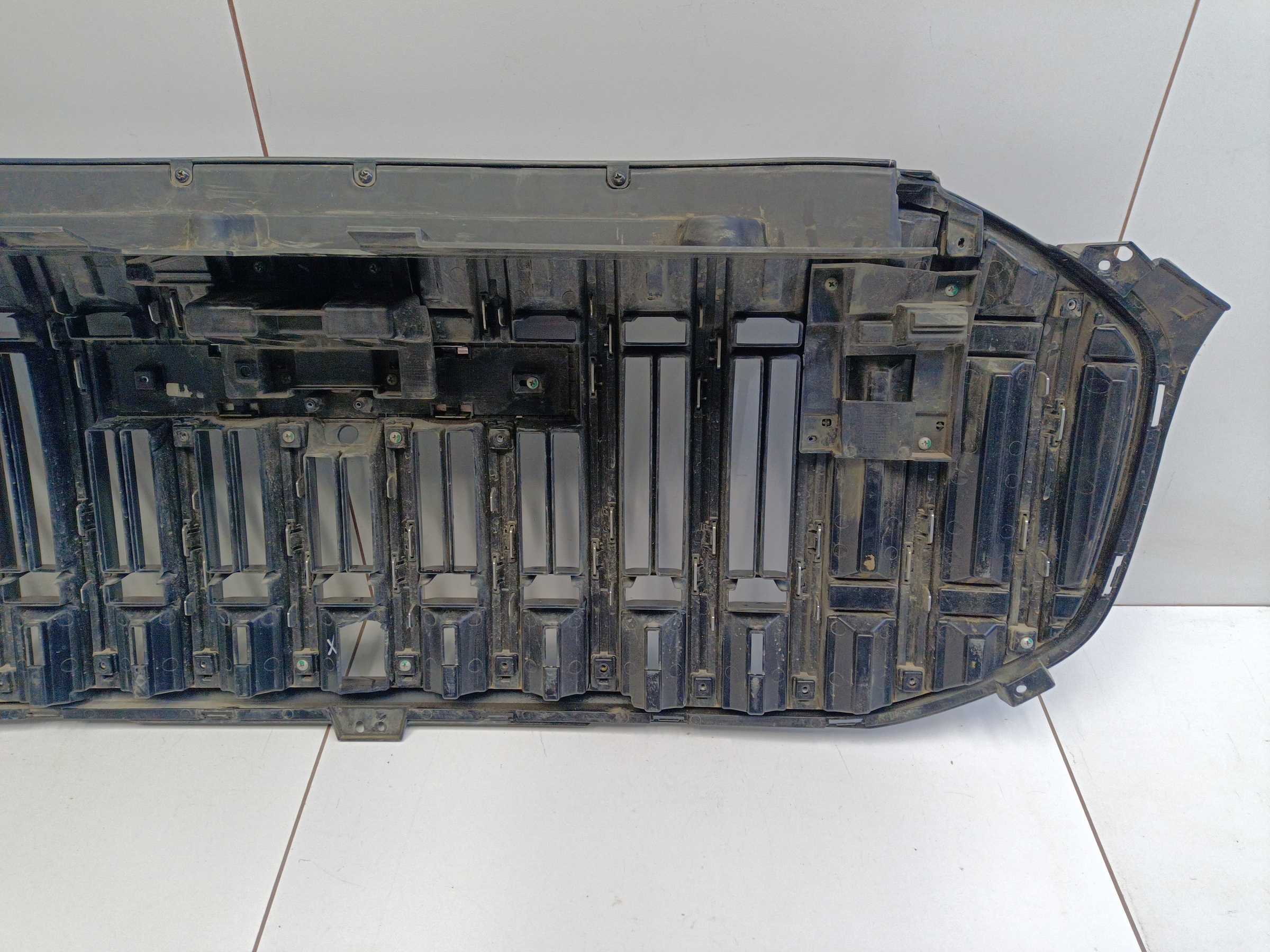 Решетка радиатора Jaecoo J8