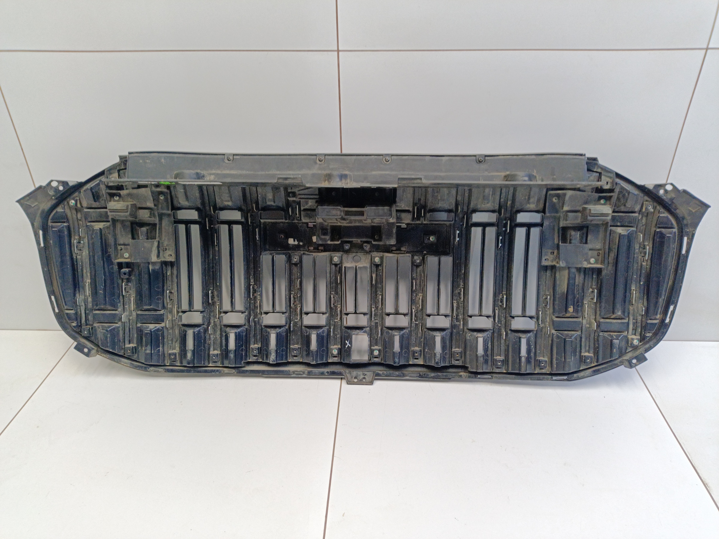 Решетка радиатора Jaecoo J8