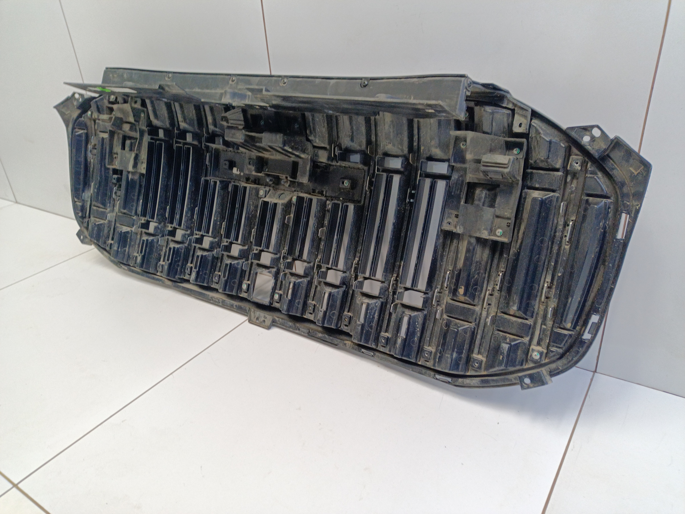 Решетка радиатора Jaecoo J8