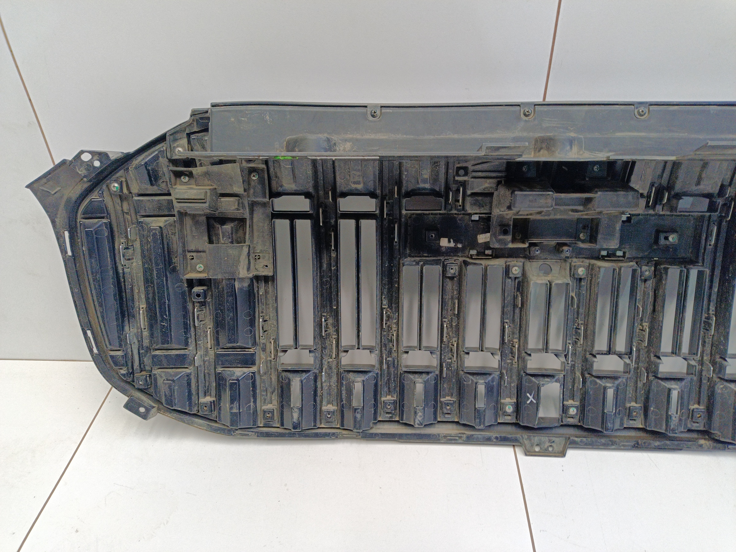 Решетка радиатора Jaecoo J8