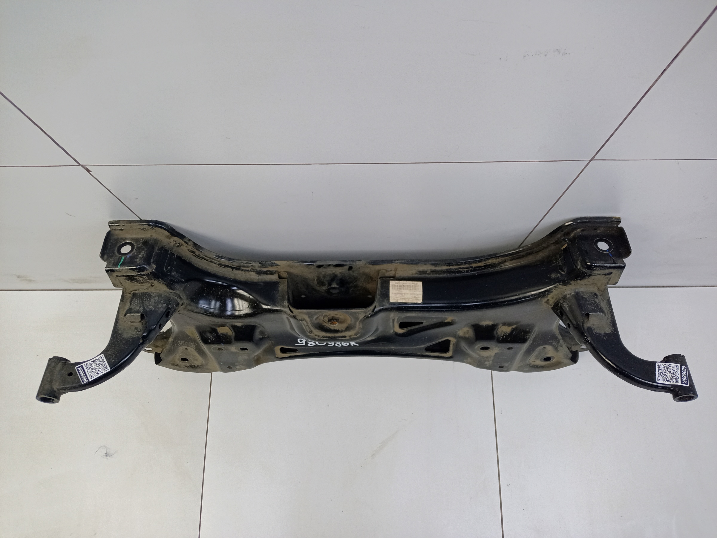 Подрамник передний Geely Coolray