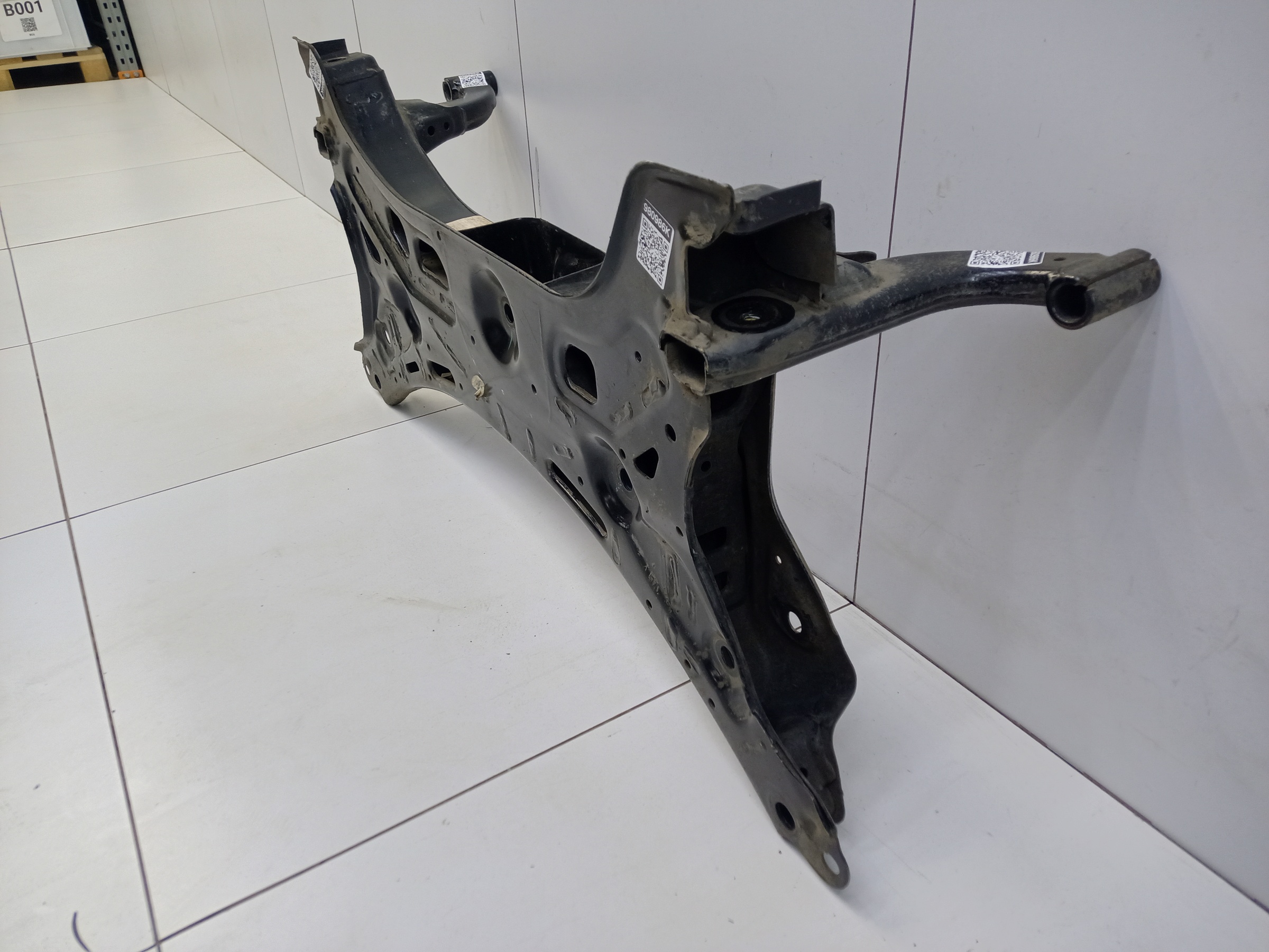 Подрамник передний Geely Coolray