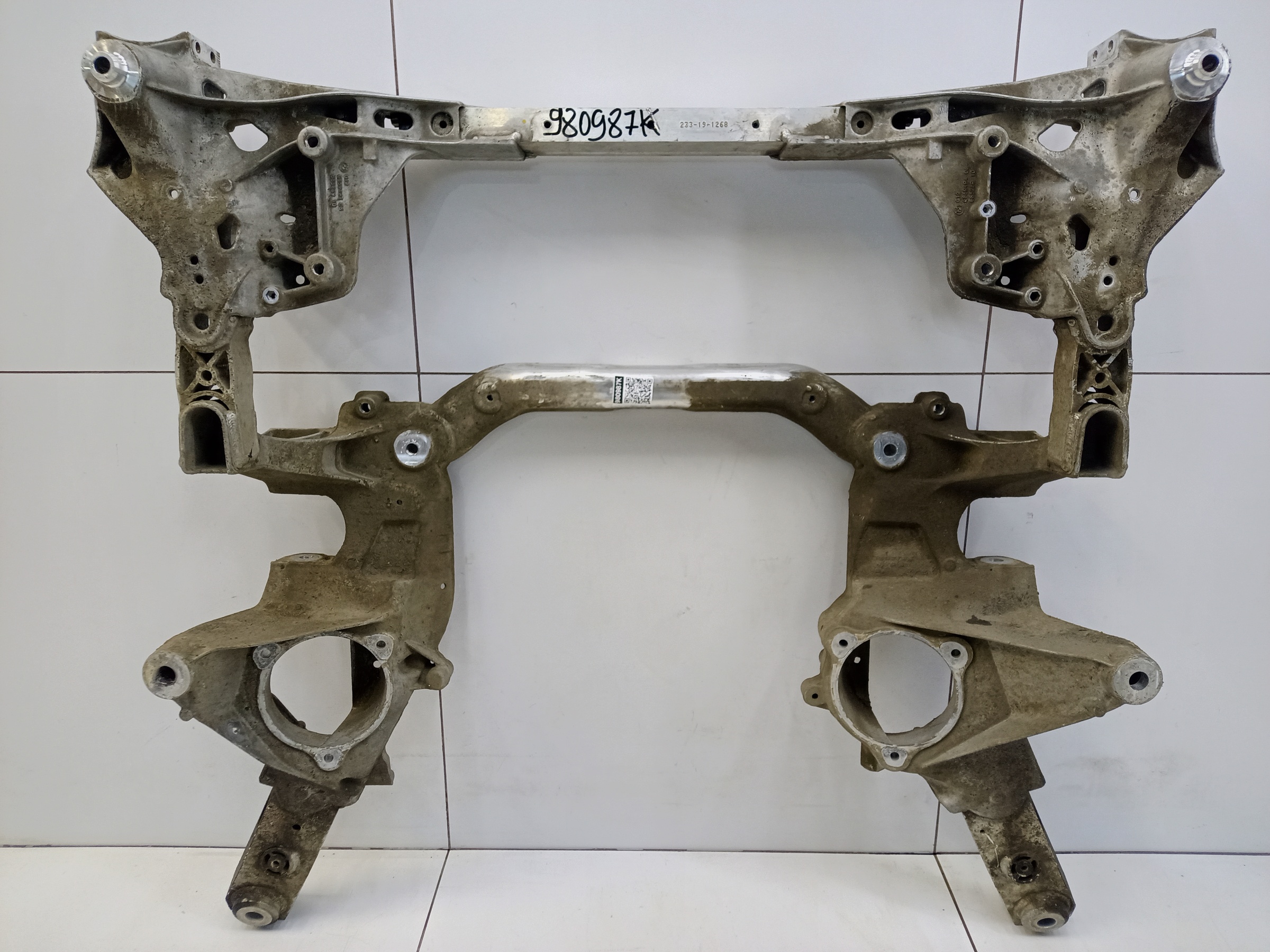 Подрамник передний BMW 5er G30 4WD