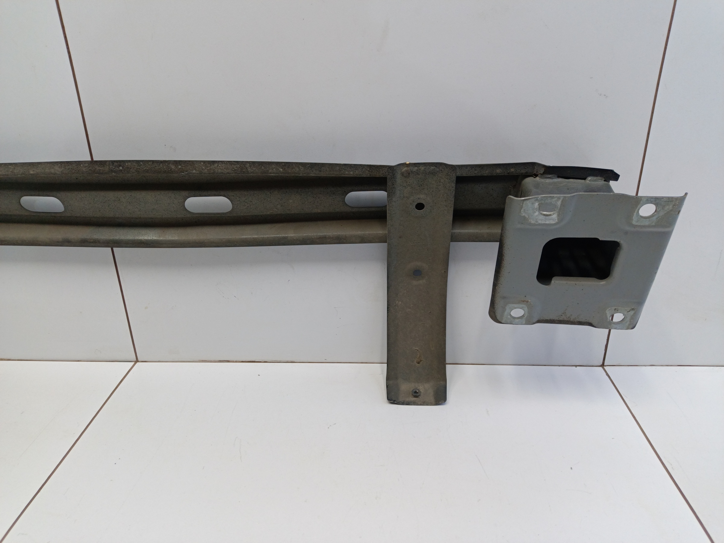 Усилитель заднего бампера Haval Jolion