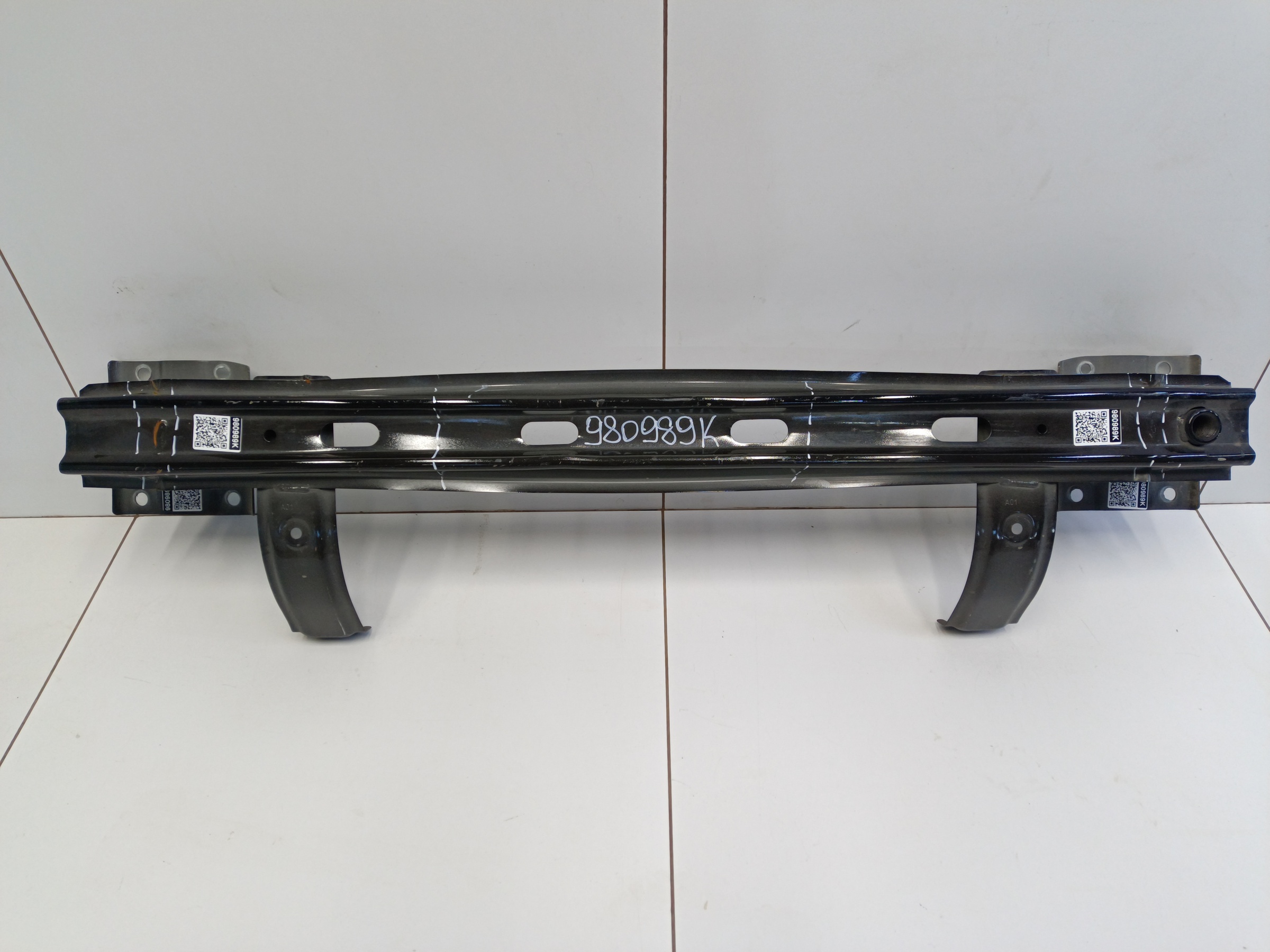 Усилитель заднего бампера Haval Jolion