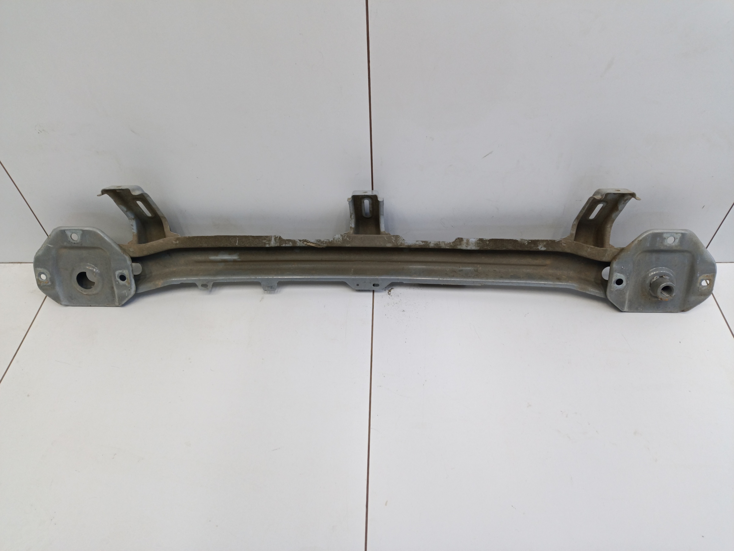 Усилитель заднего бампера Jetour Dashing