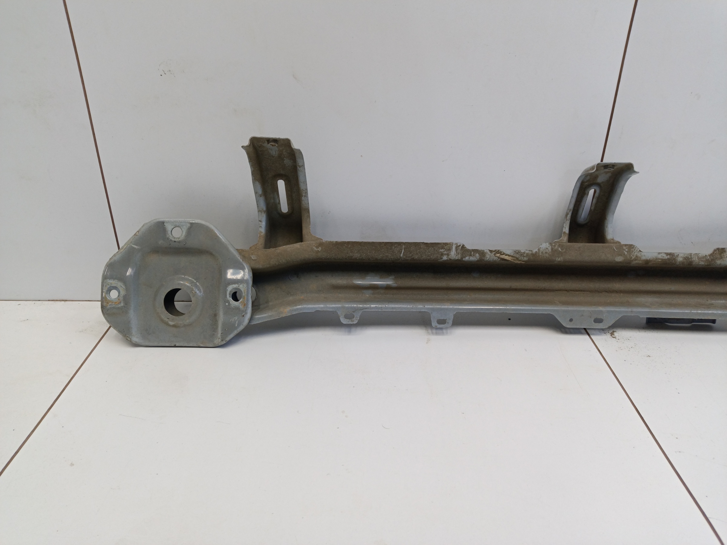 Усилитель заднего бампера Jetour Dashing