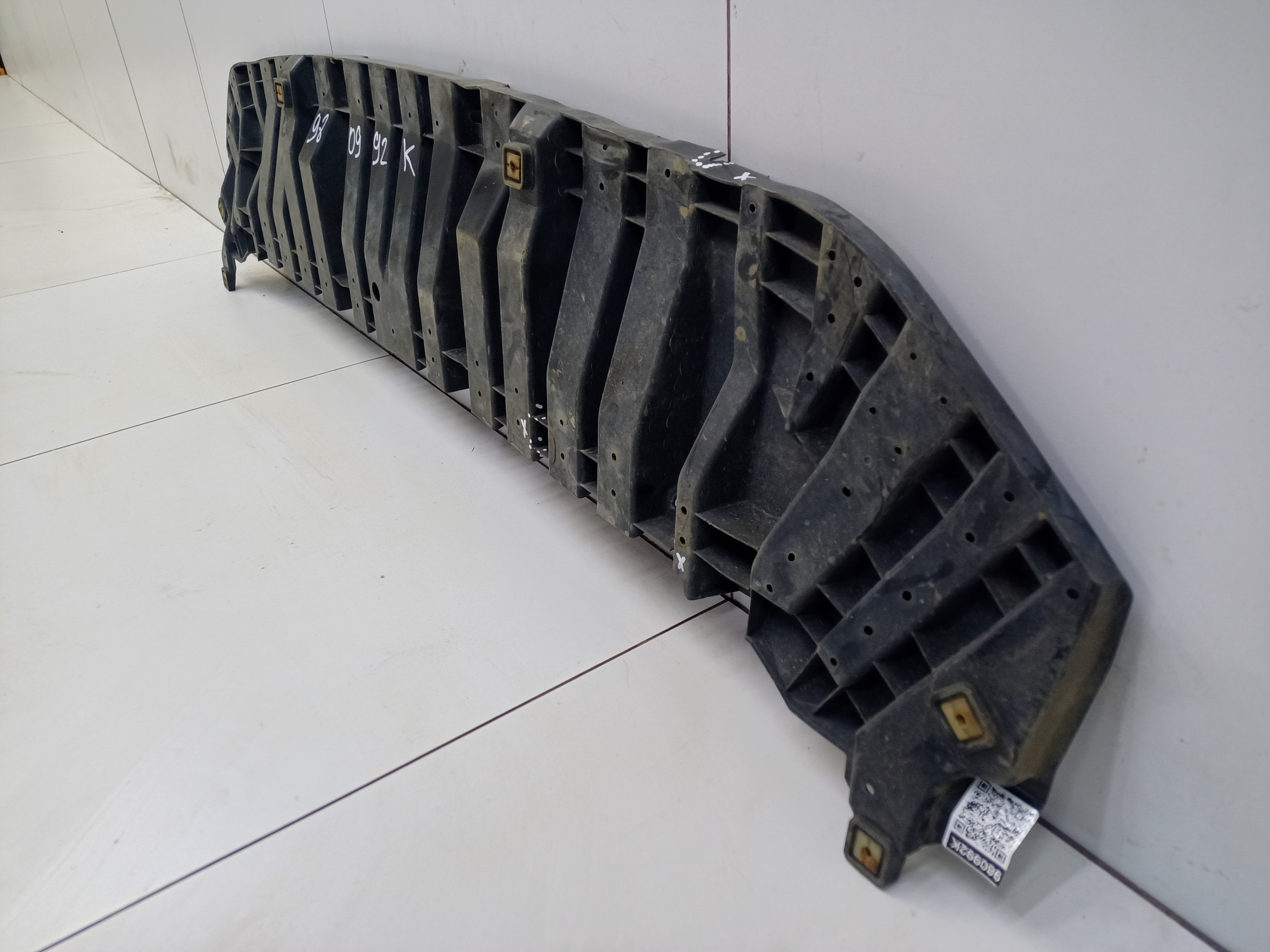 Пыльник переднего бампера Toyota RAV4 CA40 Restail