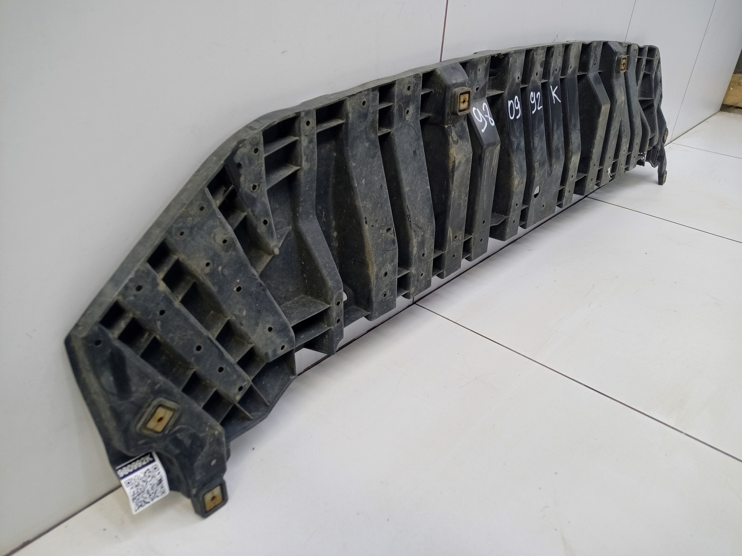 Пыльник переднего бампера Toyota RAV4 CA40 Restail