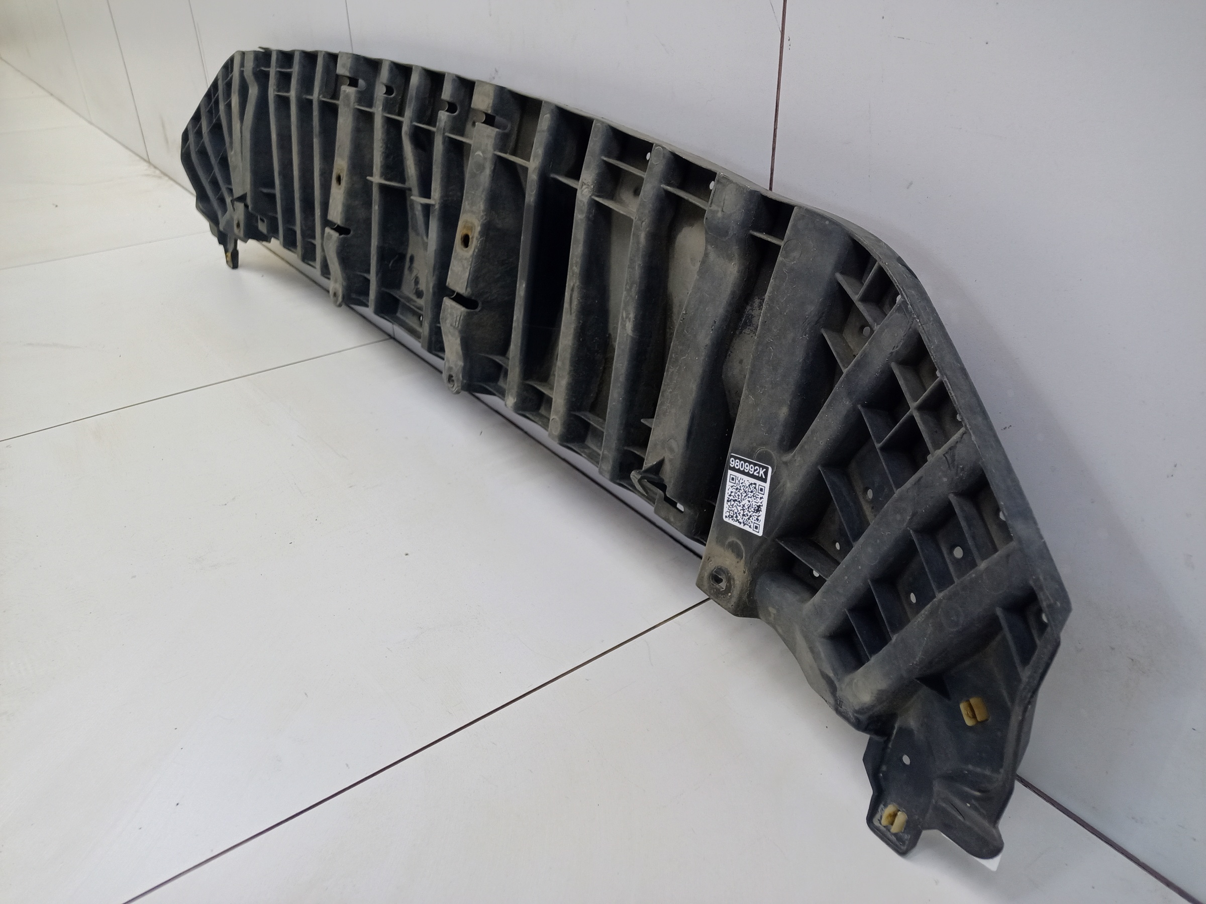 Пыльник переднего бампера Toyota RAV4 CA40 Restail