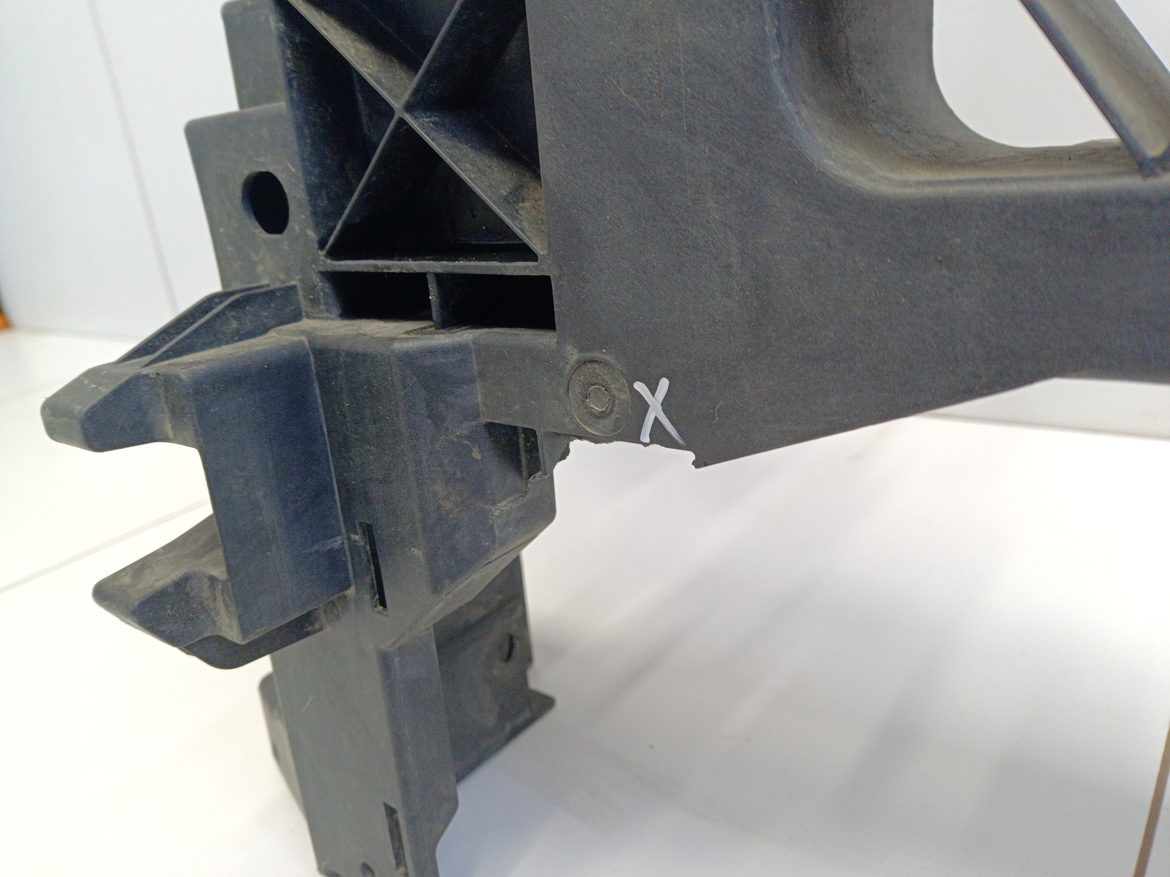 Панель передняя Geely Tugella