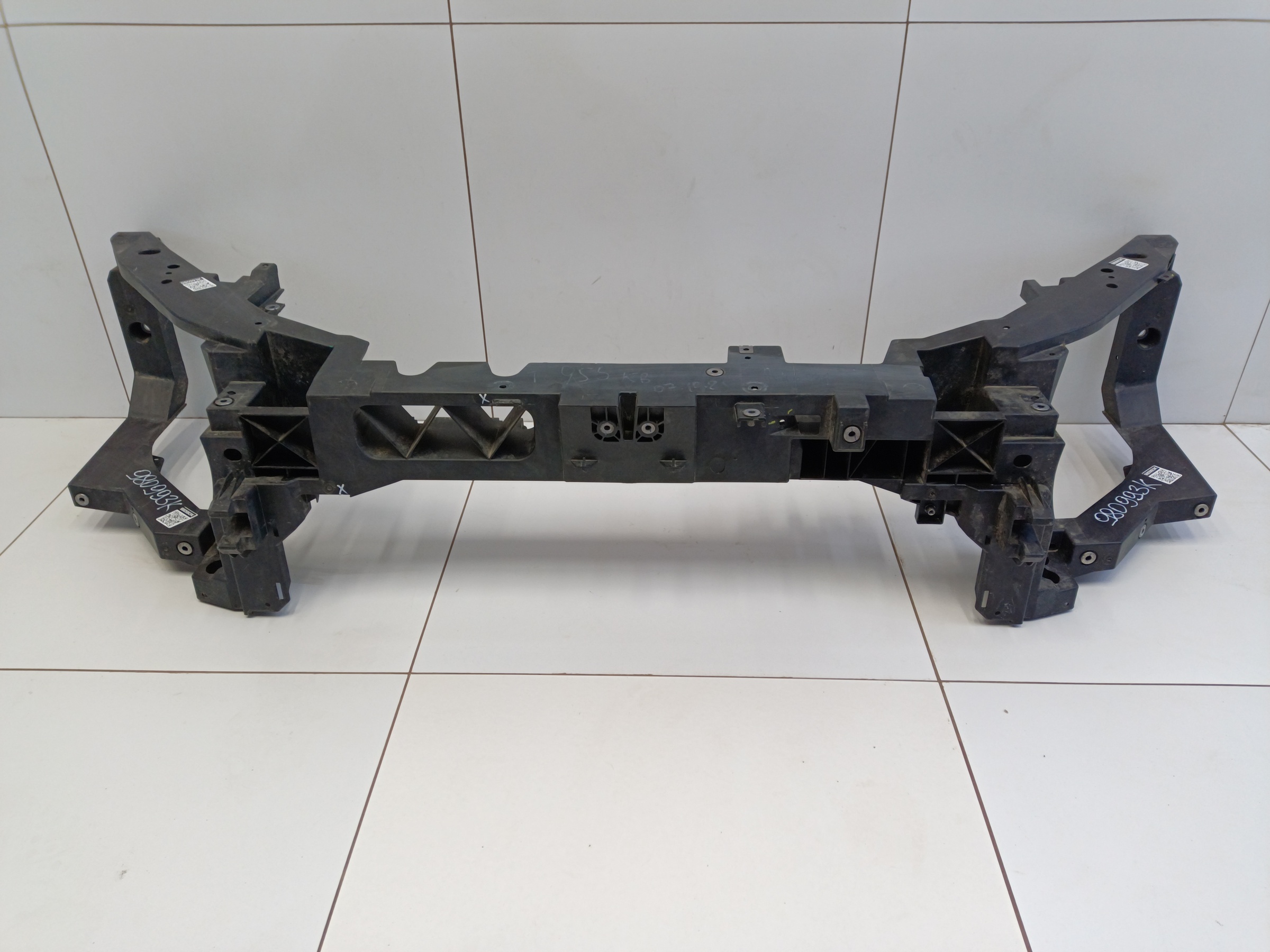 Панель передняя Geely Tugella