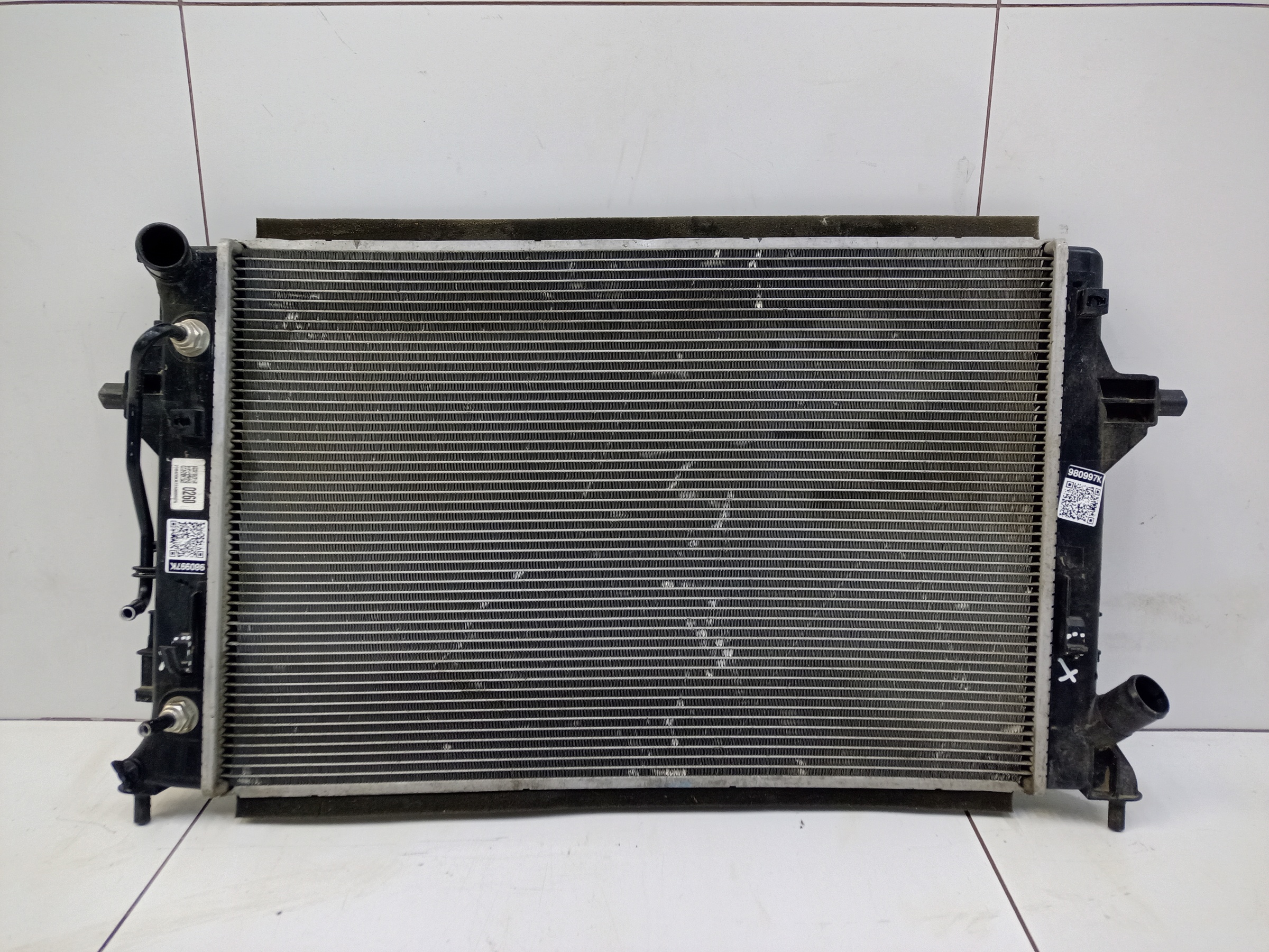 Радиатор охлаждения двигателя Kia Soul 3 A/T