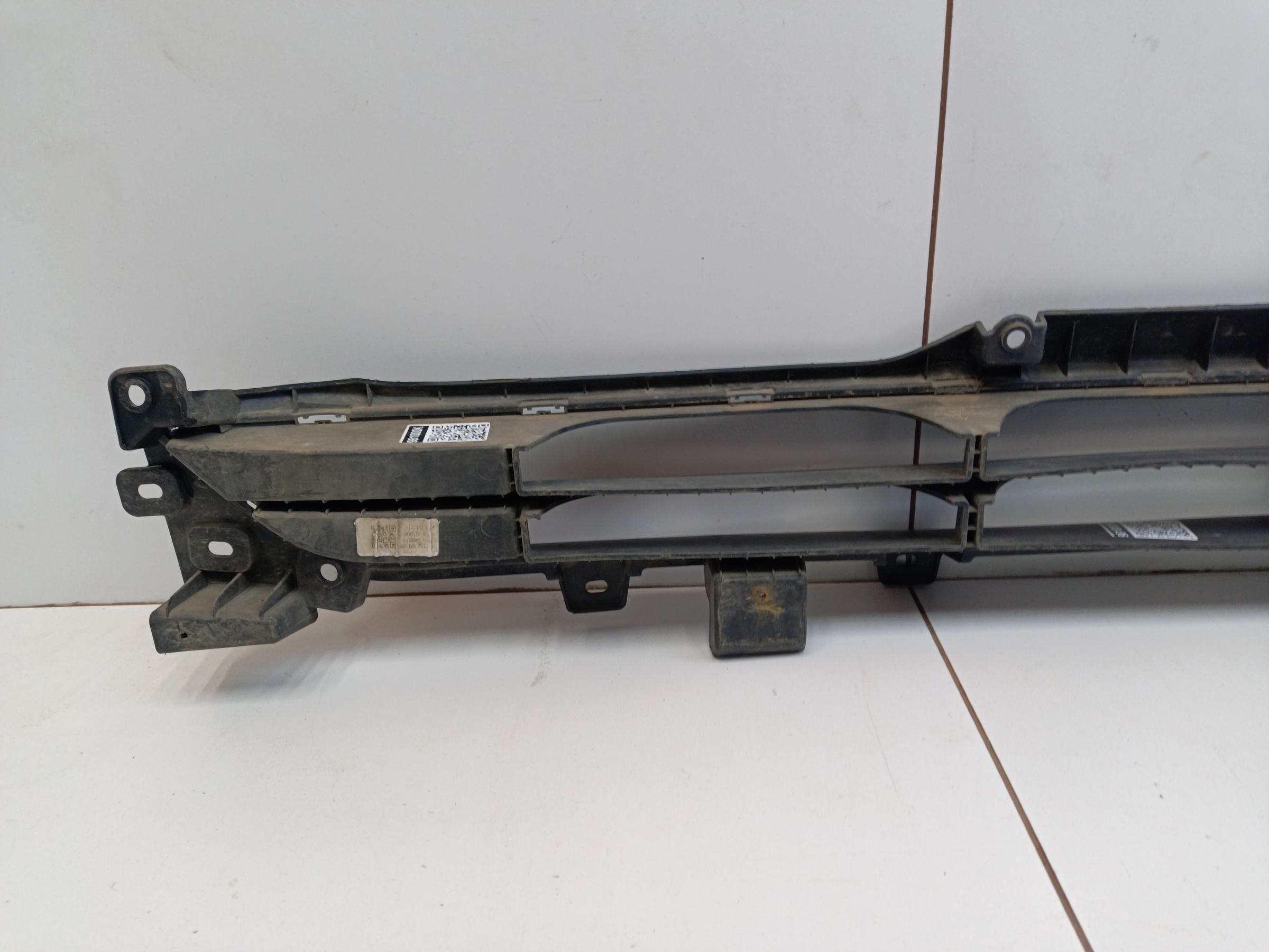 Решетка переднего бампера Kia Seltos