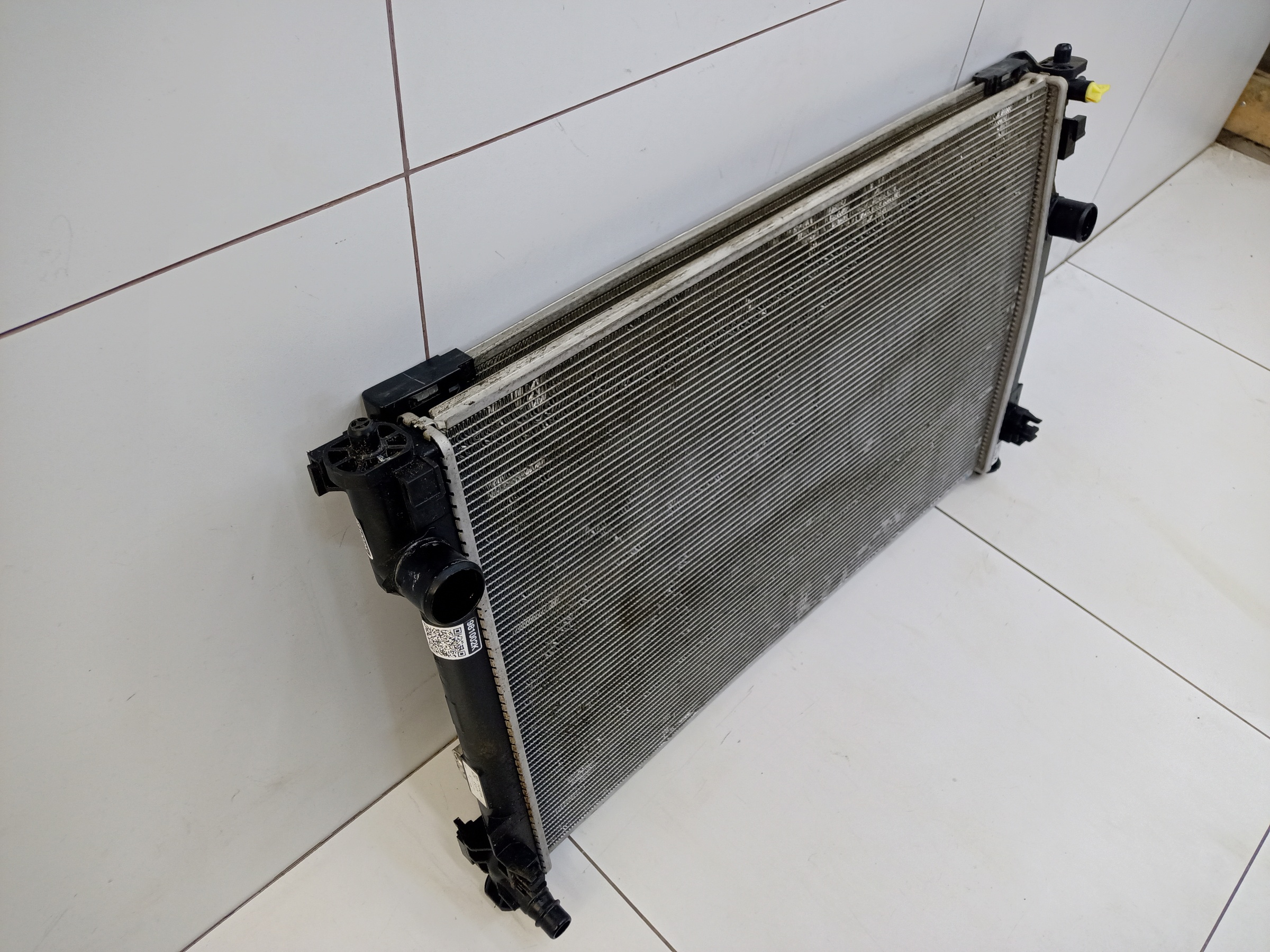 Радиатор охлаждения двигателя Toyota RAV4 XA50