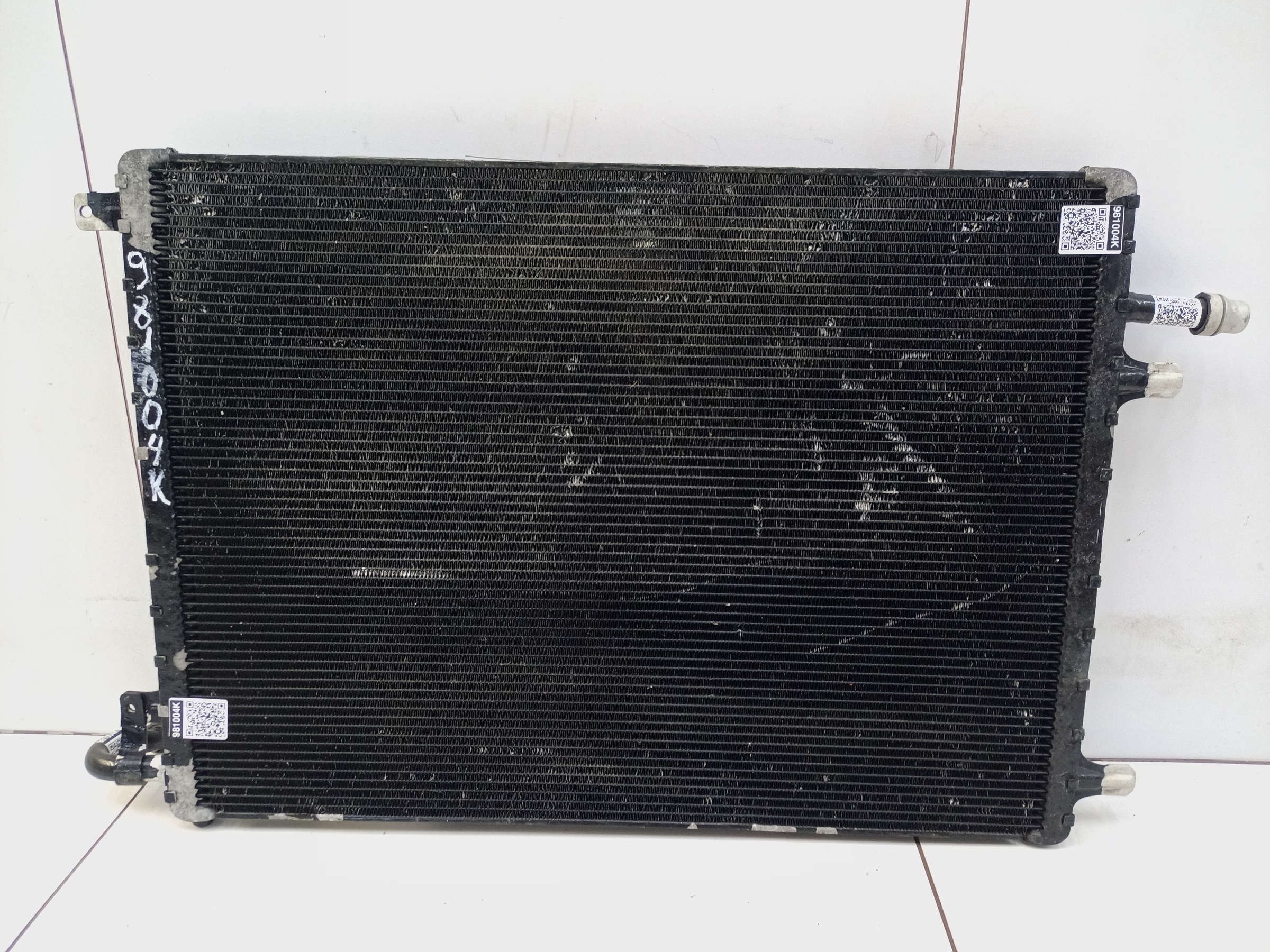 Радиатор охлаждения двигателя дополнительный Land Rover Range Rover Evoque 1