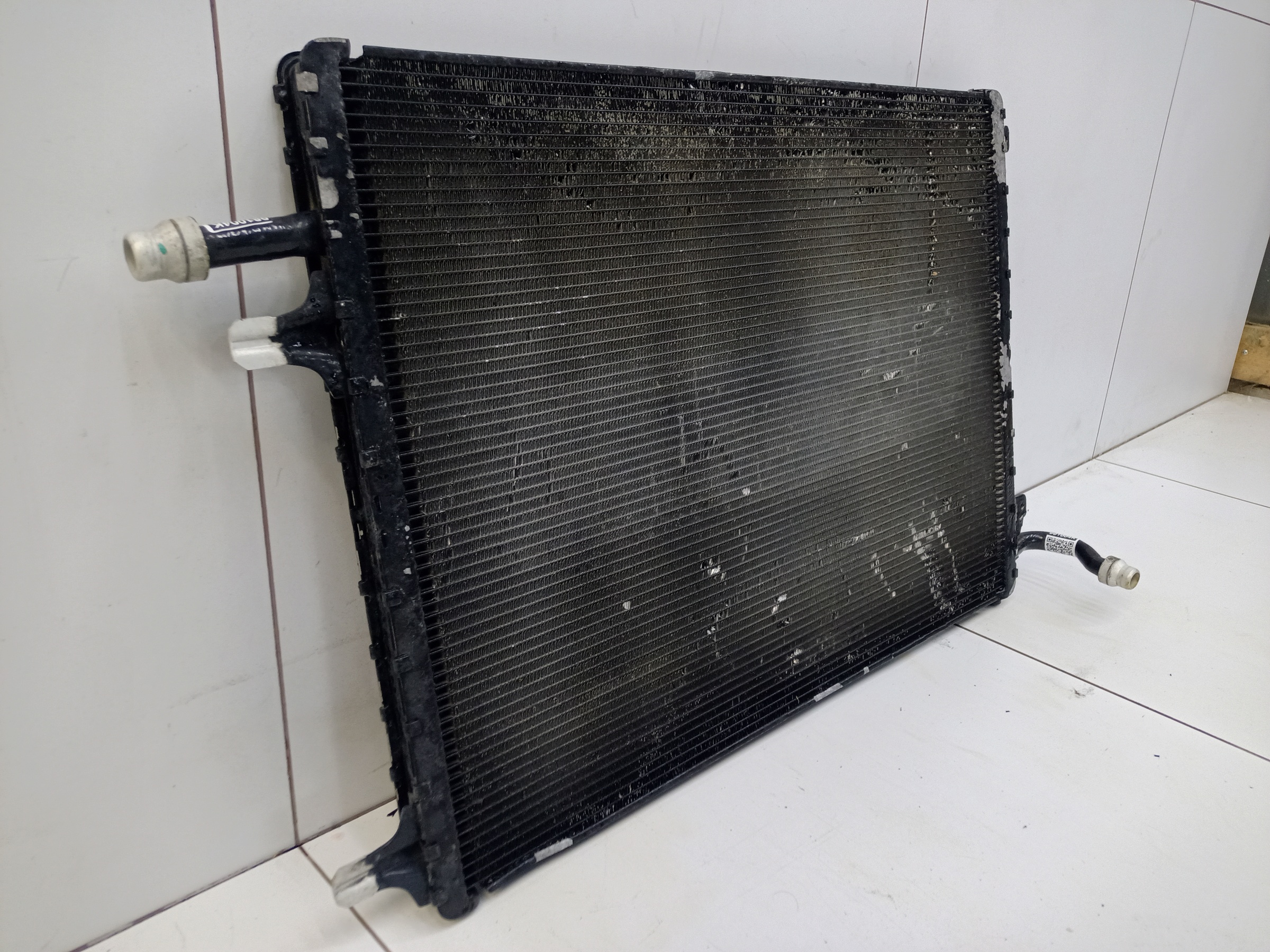 Радиатор охлаждения двигателя дополнительный Land Rover Range Rover Evoque 1