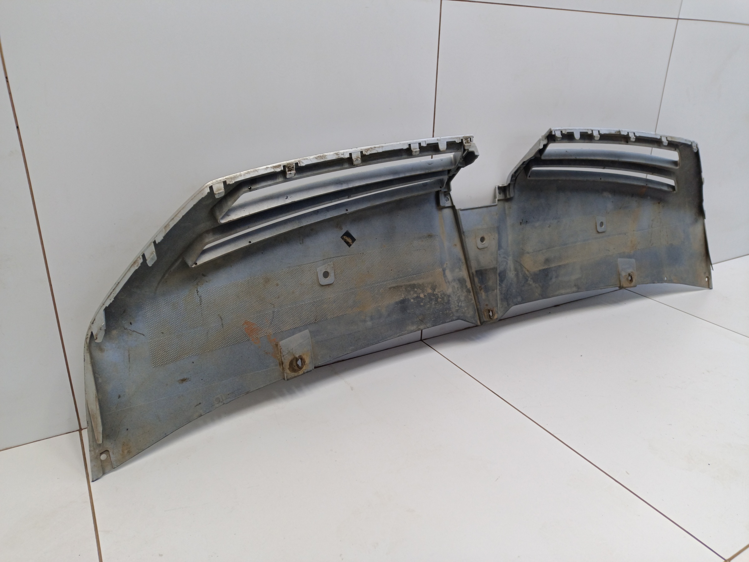 Накладка переднего бампера Exeed LX