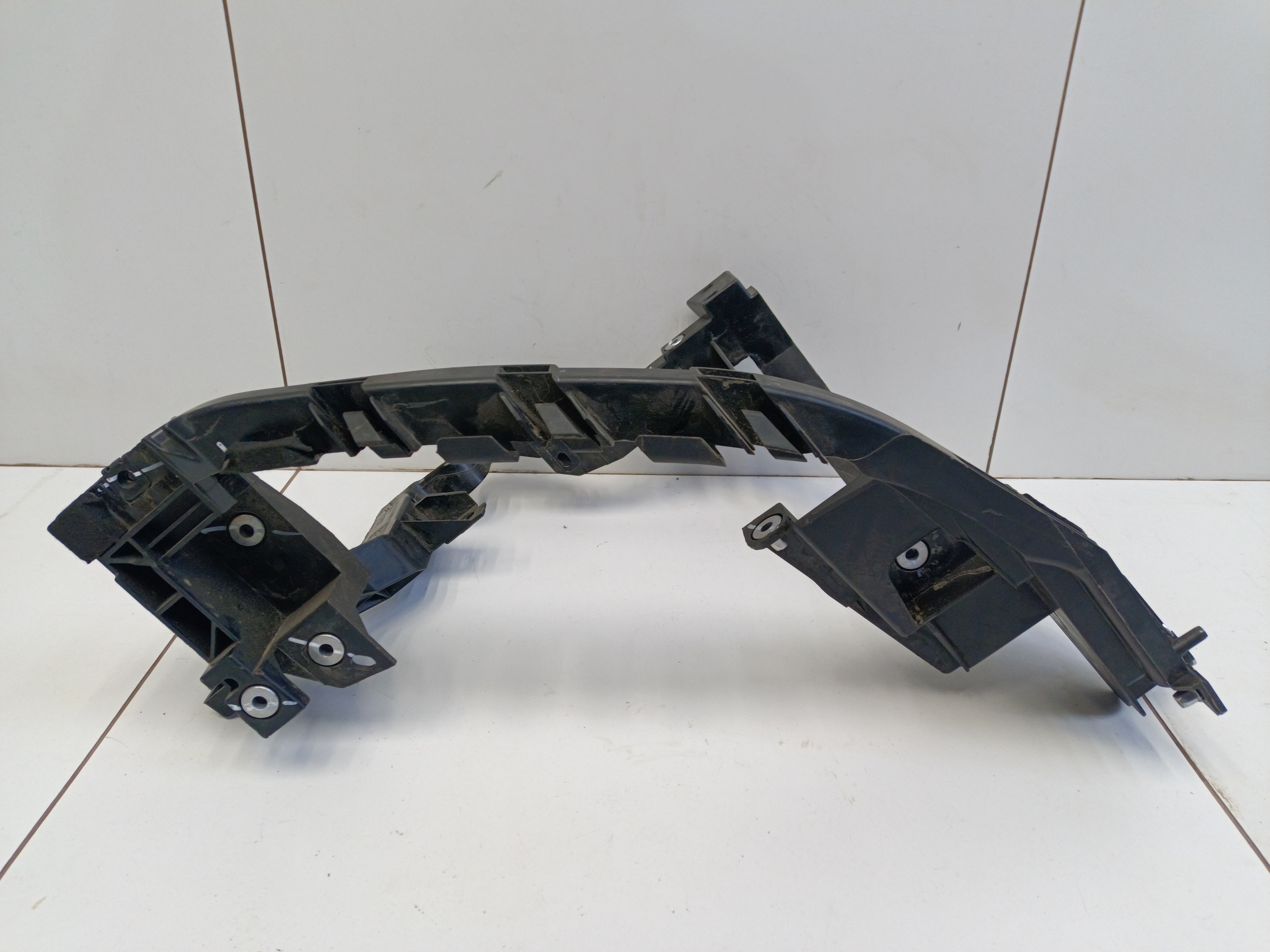 Кронштейн фары передней правой Haval F7 2