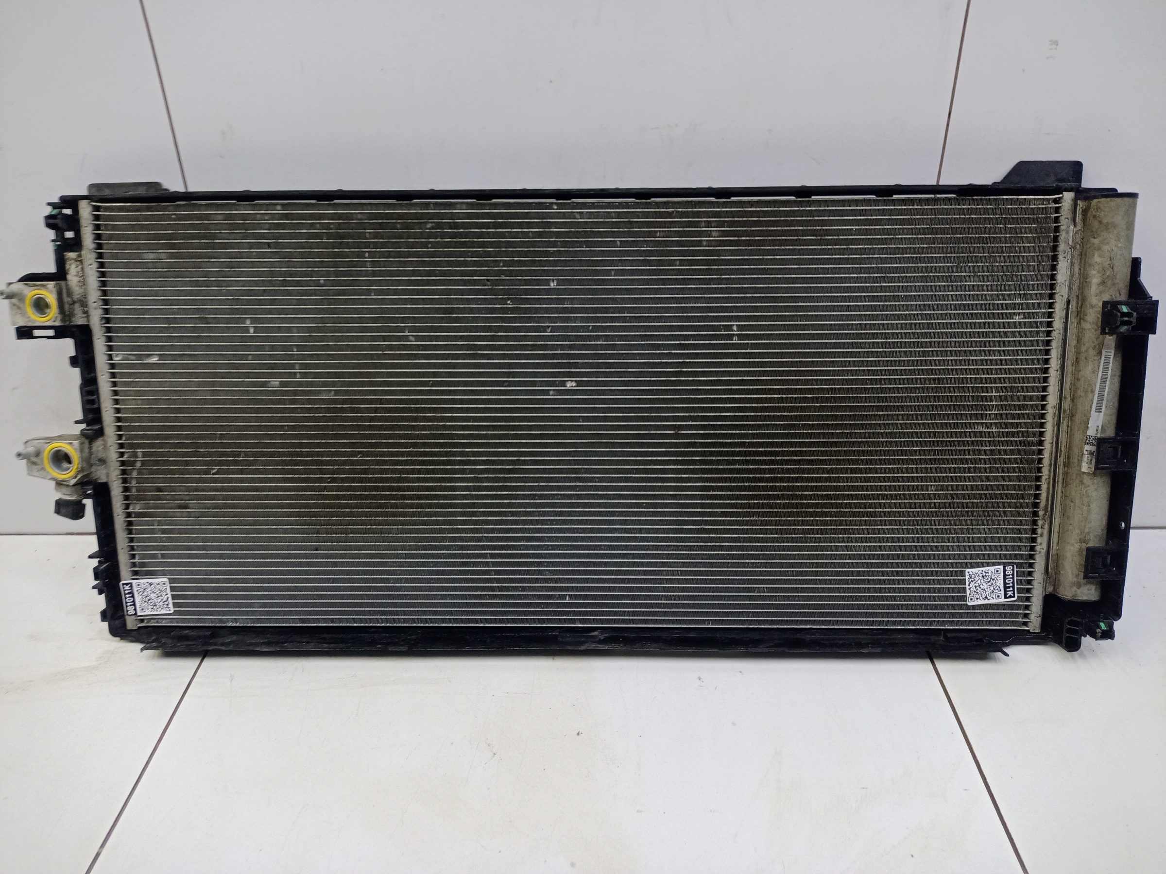 Радиатор кондиционера Geely Monjaro