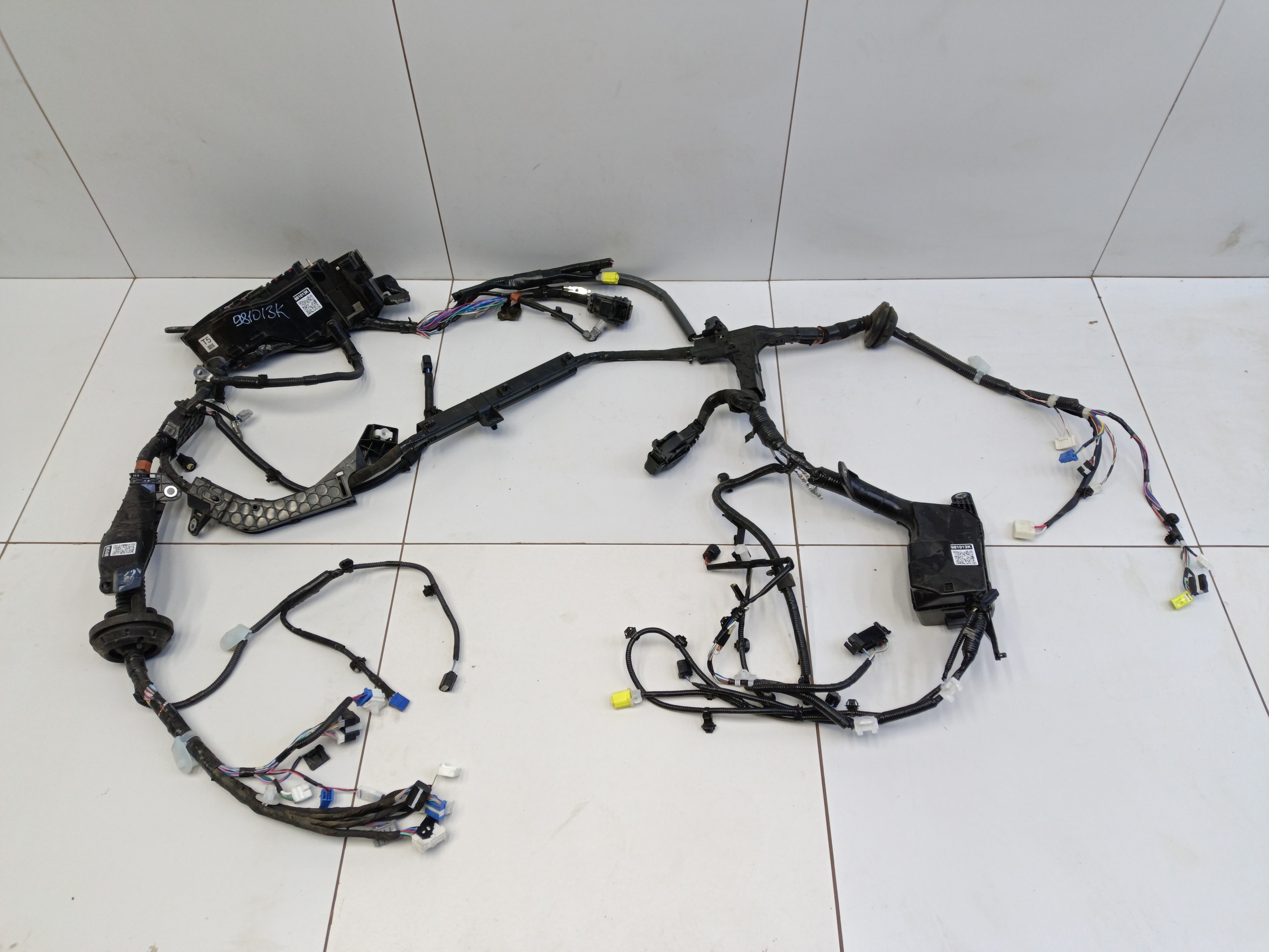 Проводка моторного отсека Toyota Camry V70