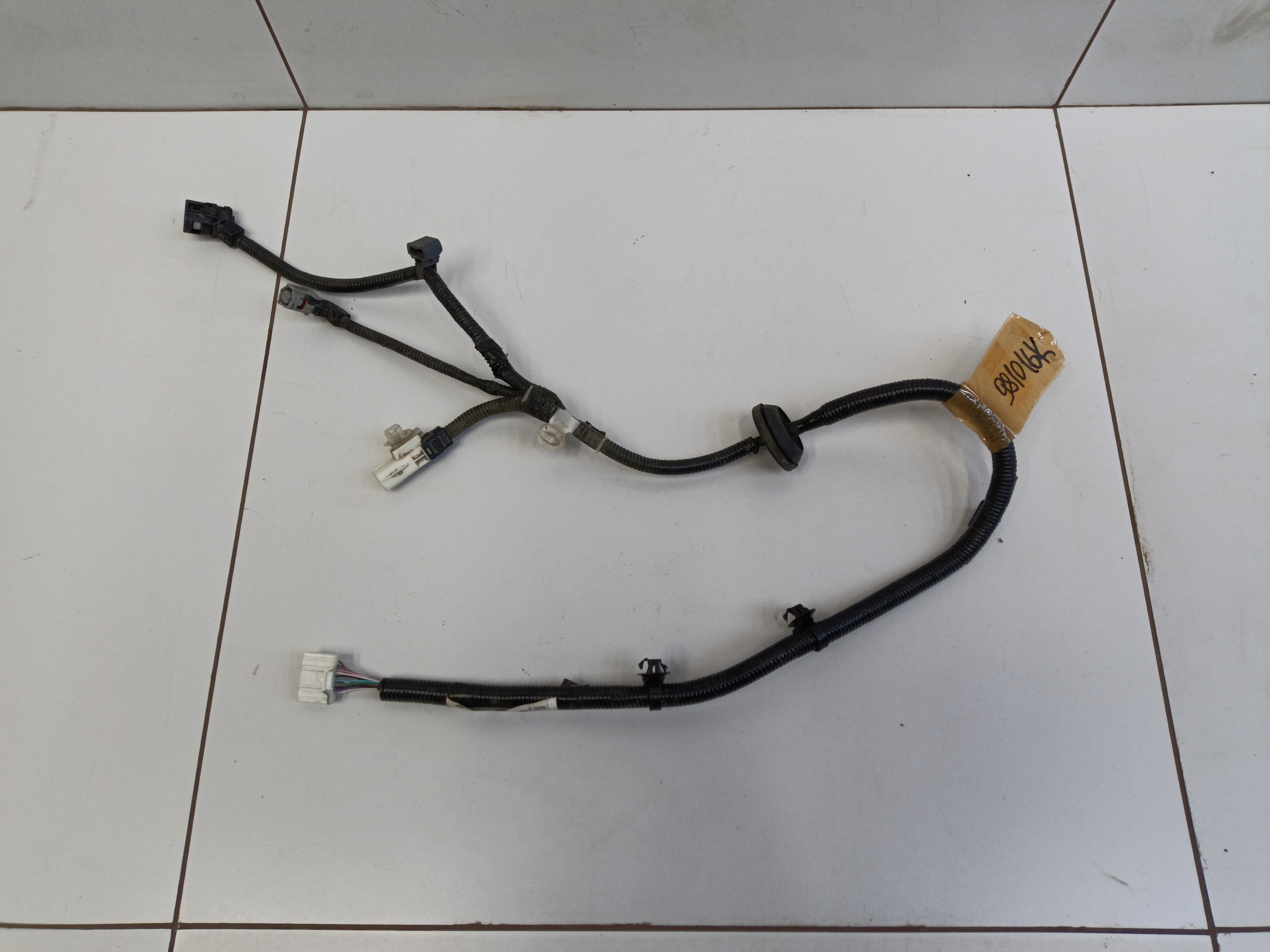 Проводка датчика слепых зон заднего левого Toyota RAV4 XA50