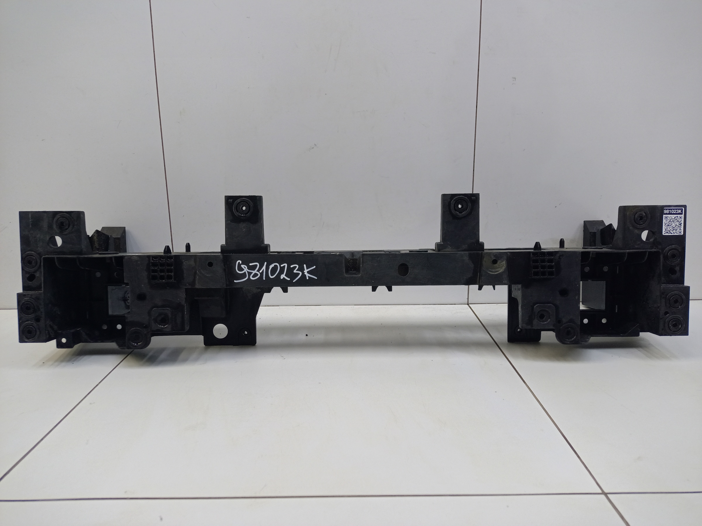 Панель передняя Geely Monjaro