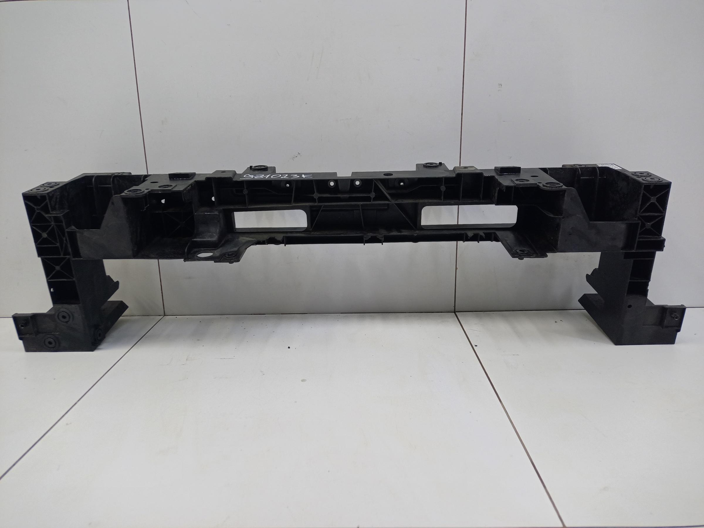 Панель передняя Geely Monjaro