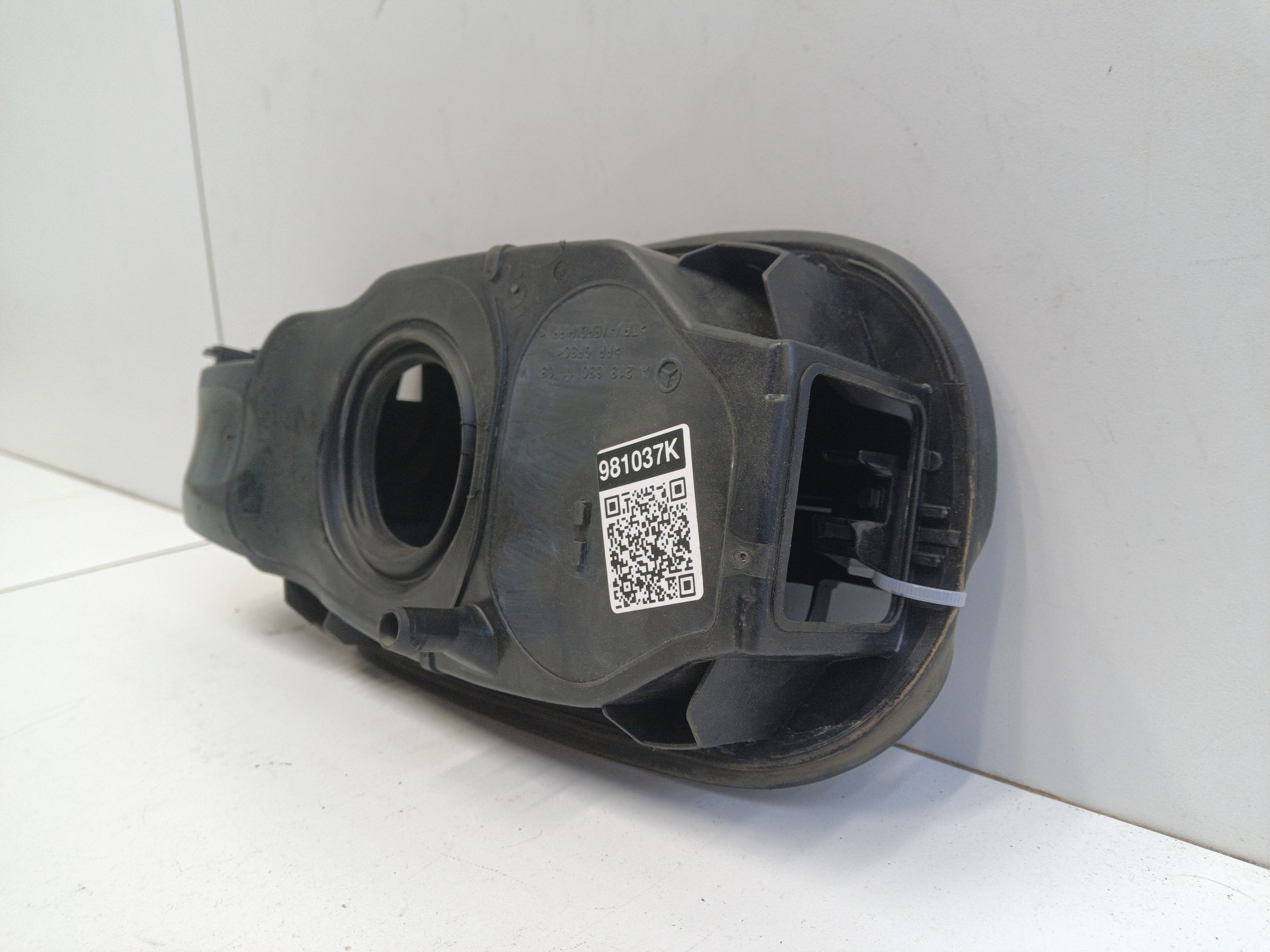 Лючок бензобака Mercedes Benz E-Klasse W213