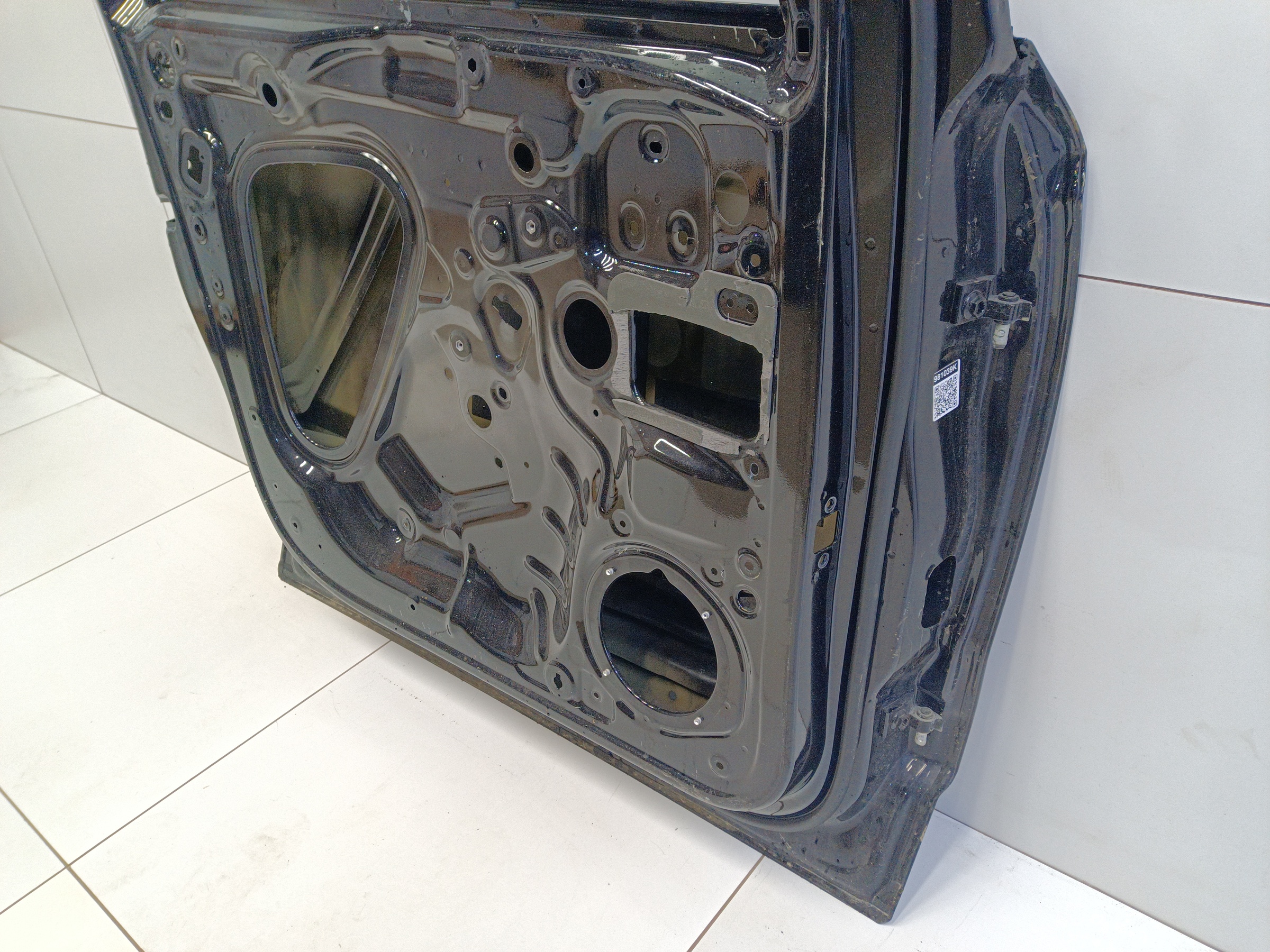 Дверь передняя левая Skoda Karoq