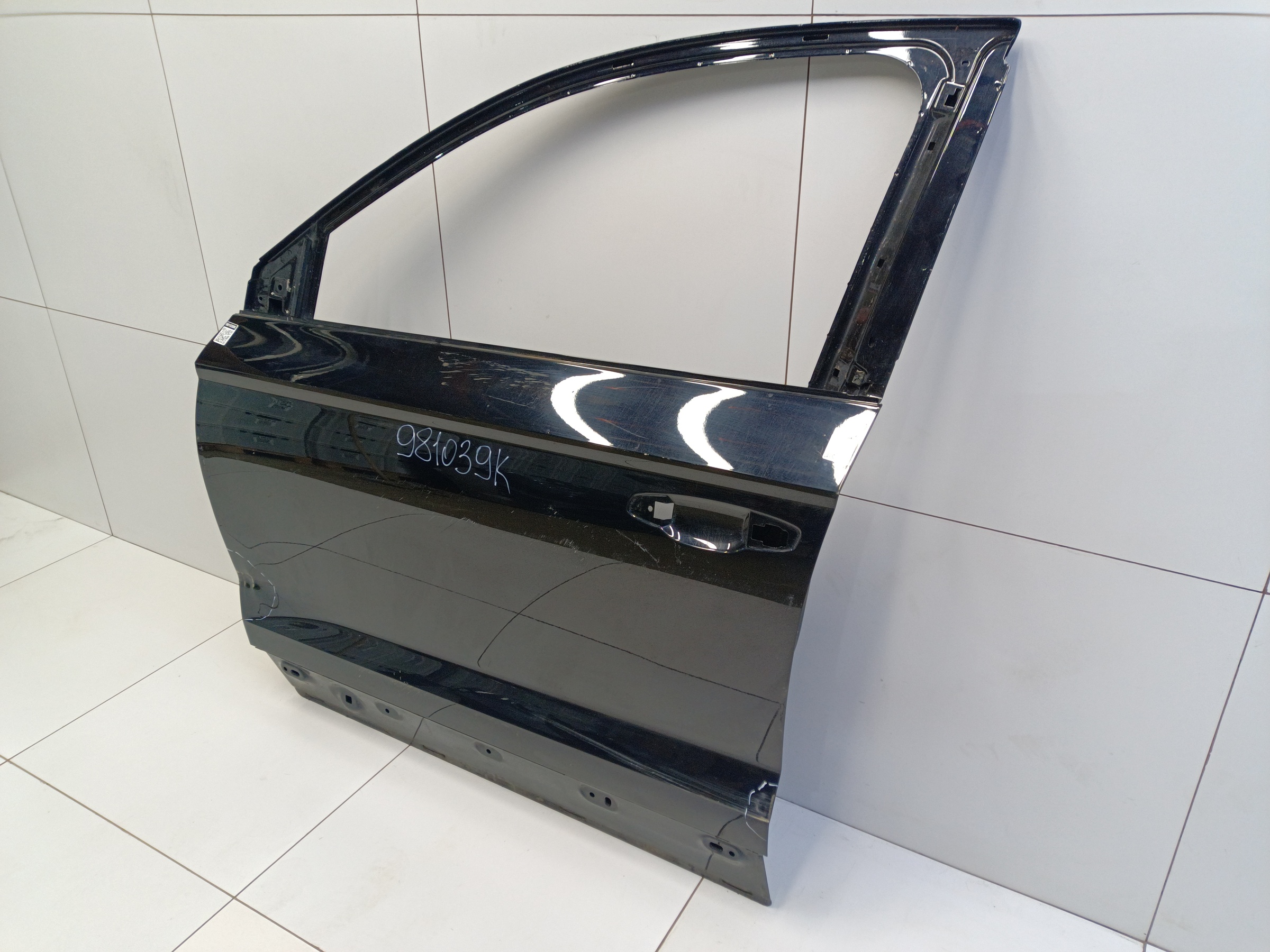 Дверь передняя левая Skoda Karoq