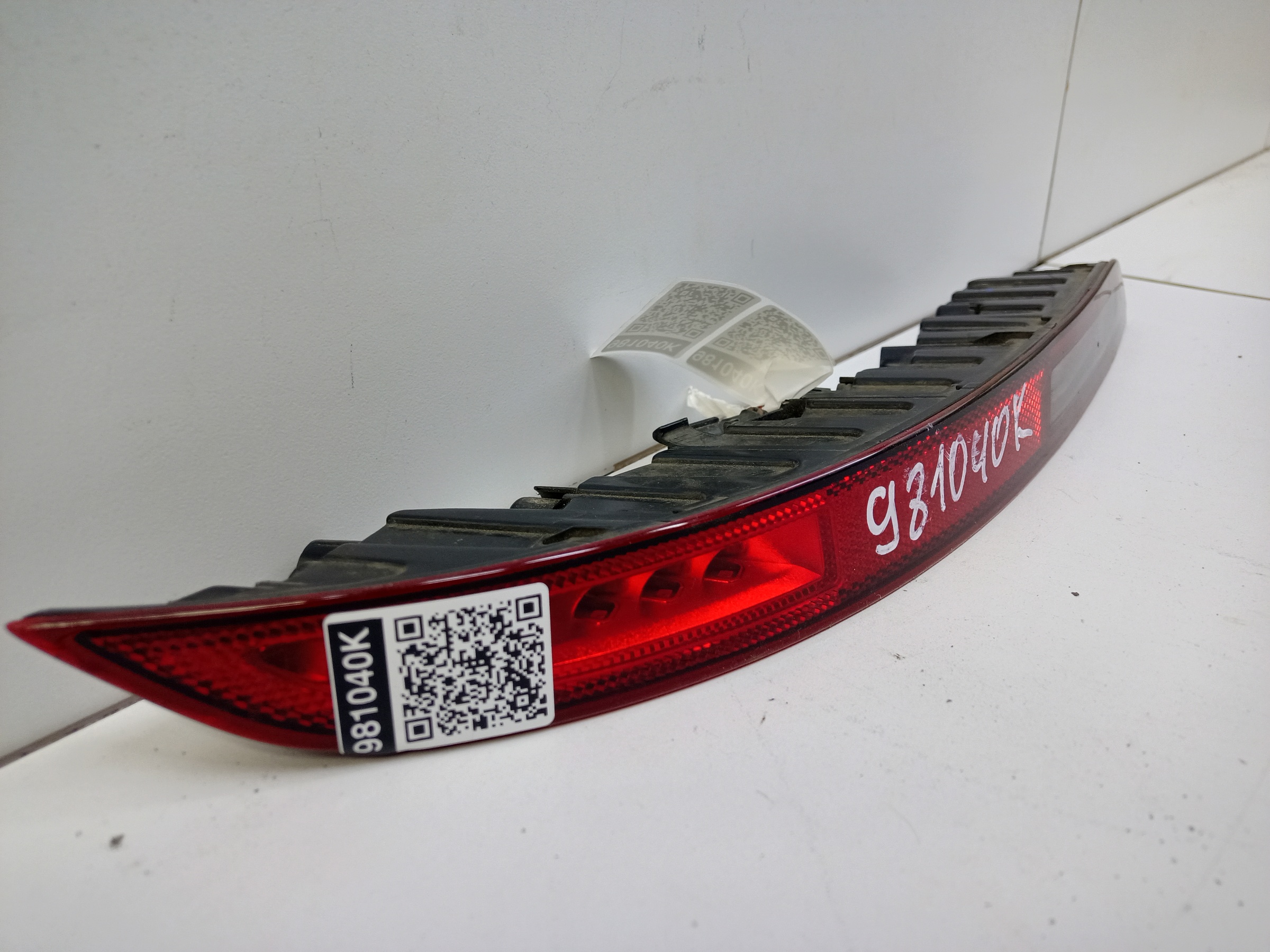 Фара ПТФ задняя правая Geely Atlas Pro LED