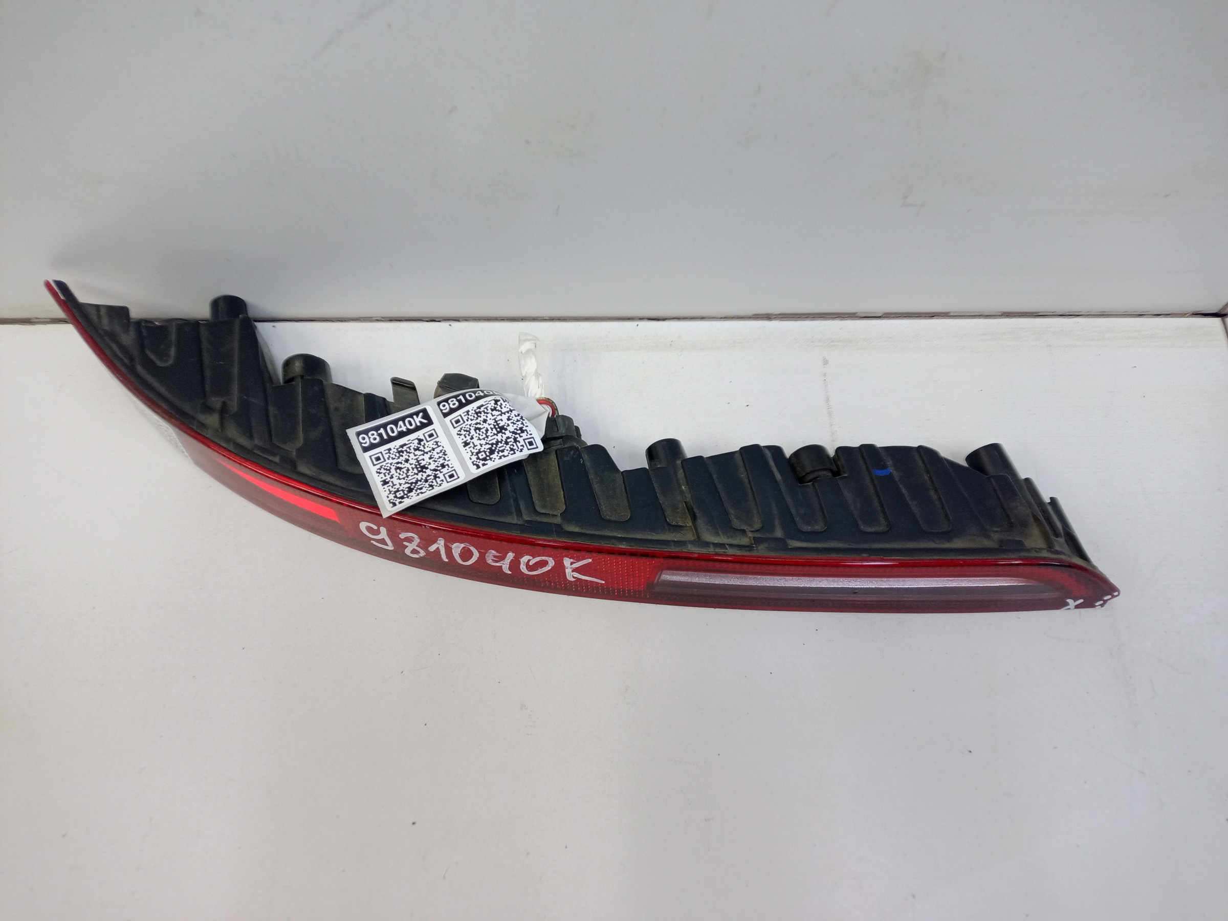 Фара ПТФ задняя правая Geely Atlas Pro LED