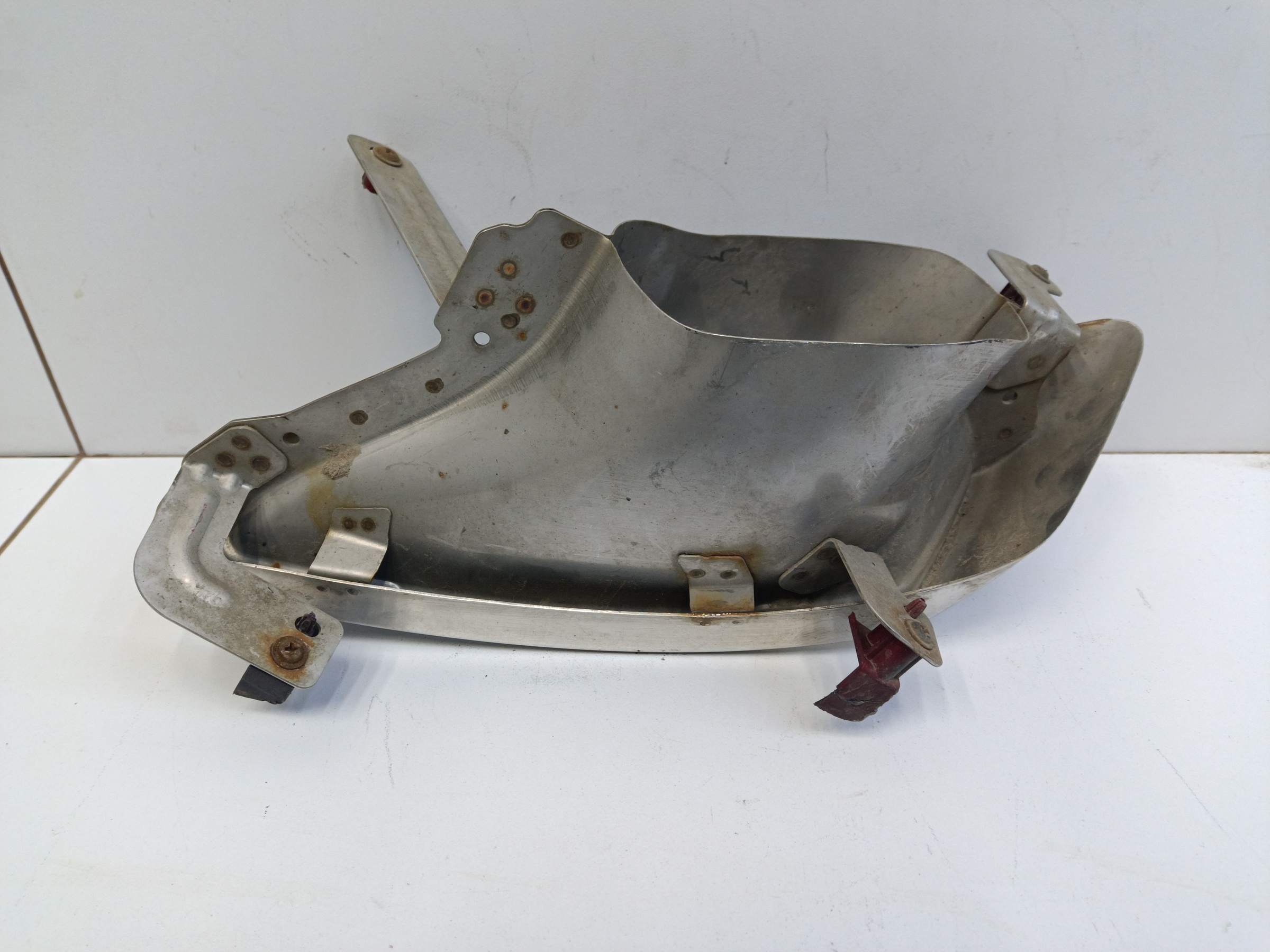 Насадка глушителя правая Exeed LX