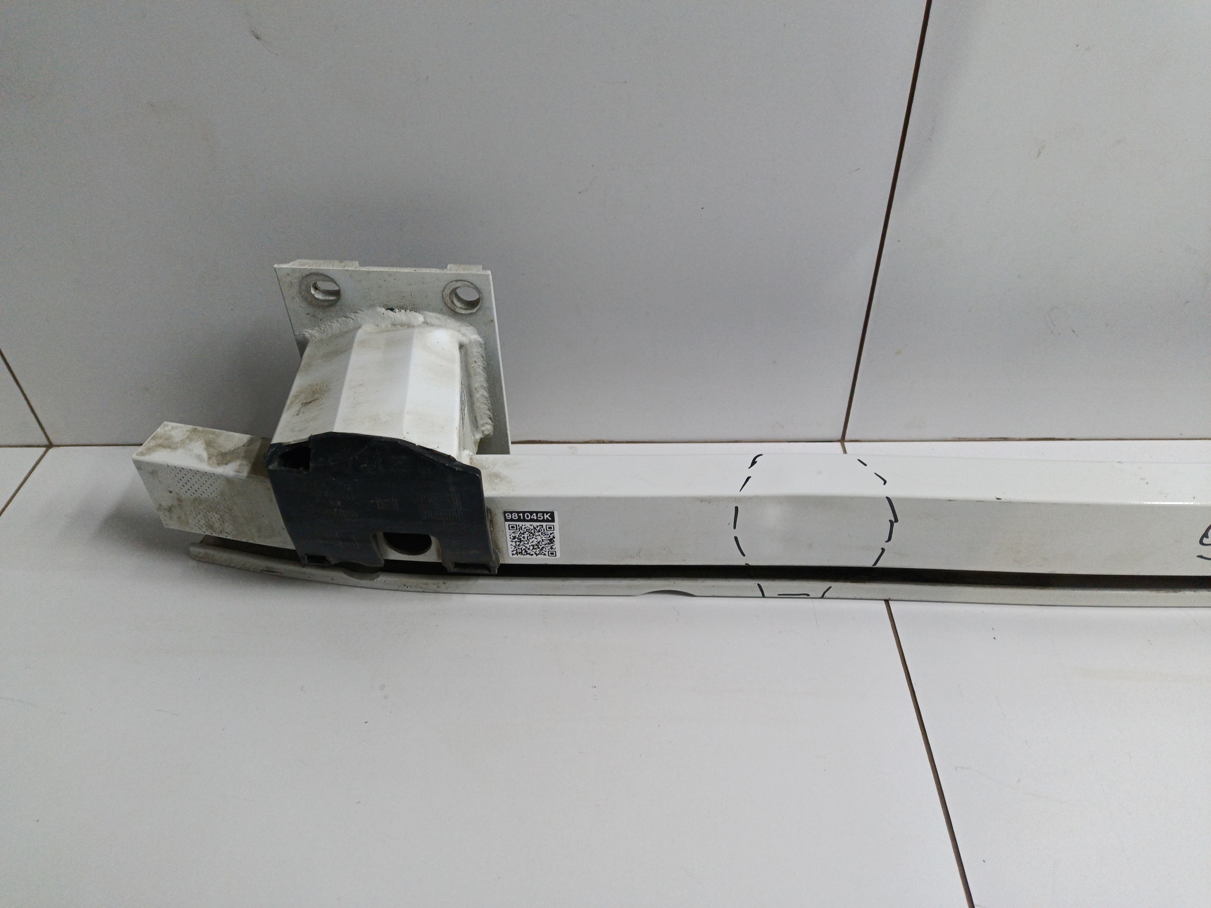 Усилитель заднего бампера Volvo XC90 2