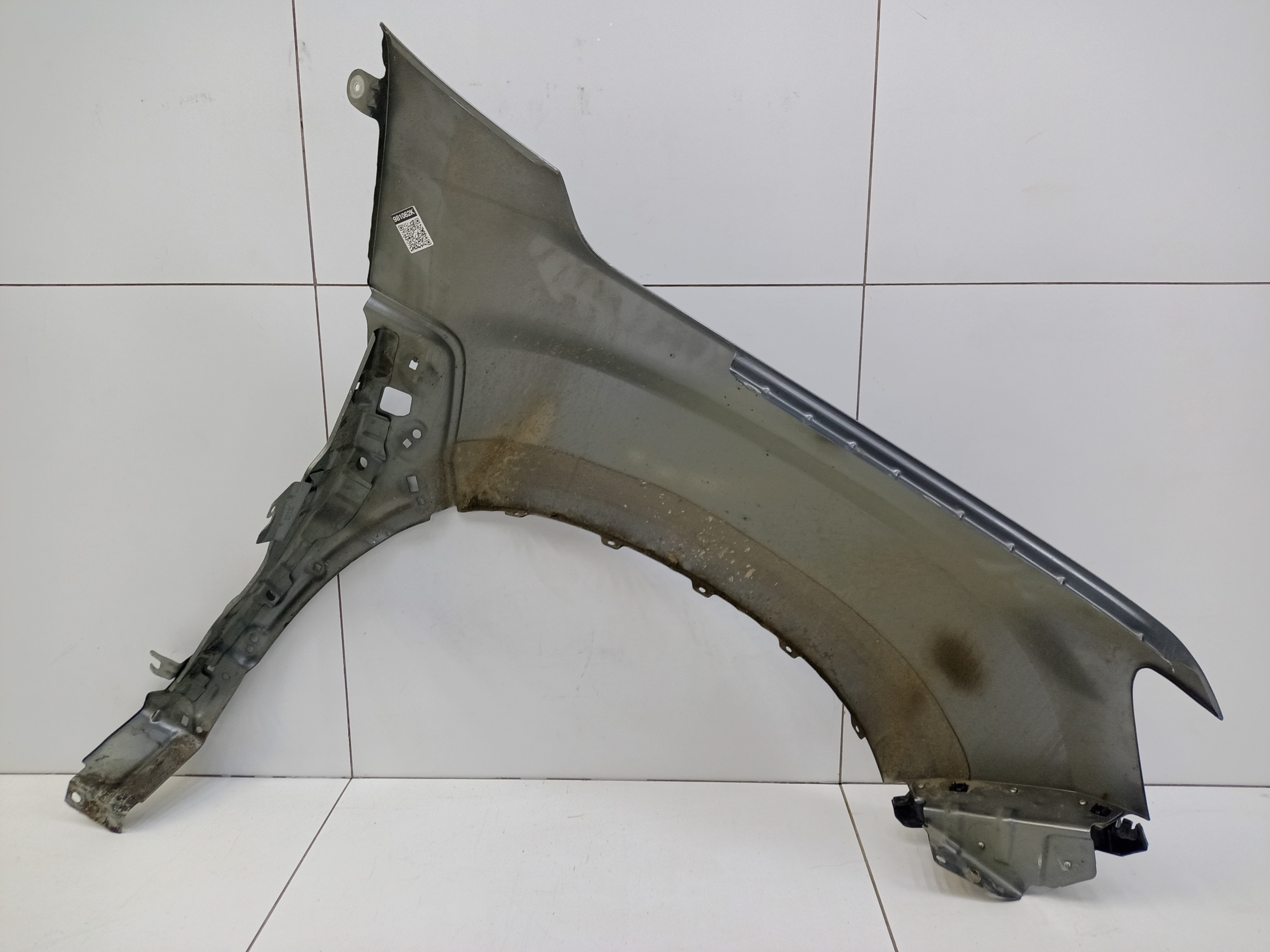 Крыло переднее левое Renault Duster 2