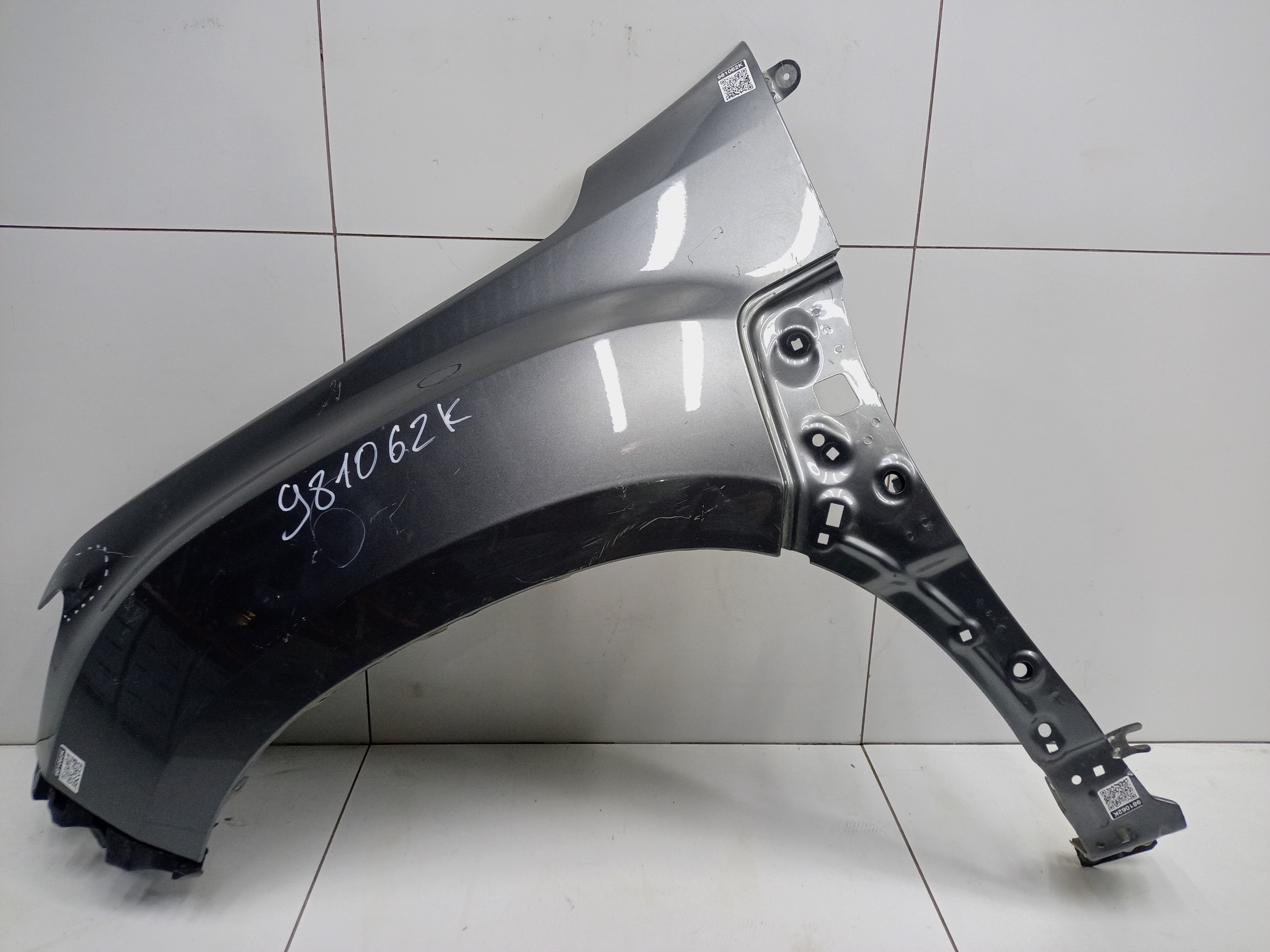 Крыло переднее левое Renault Duster 2