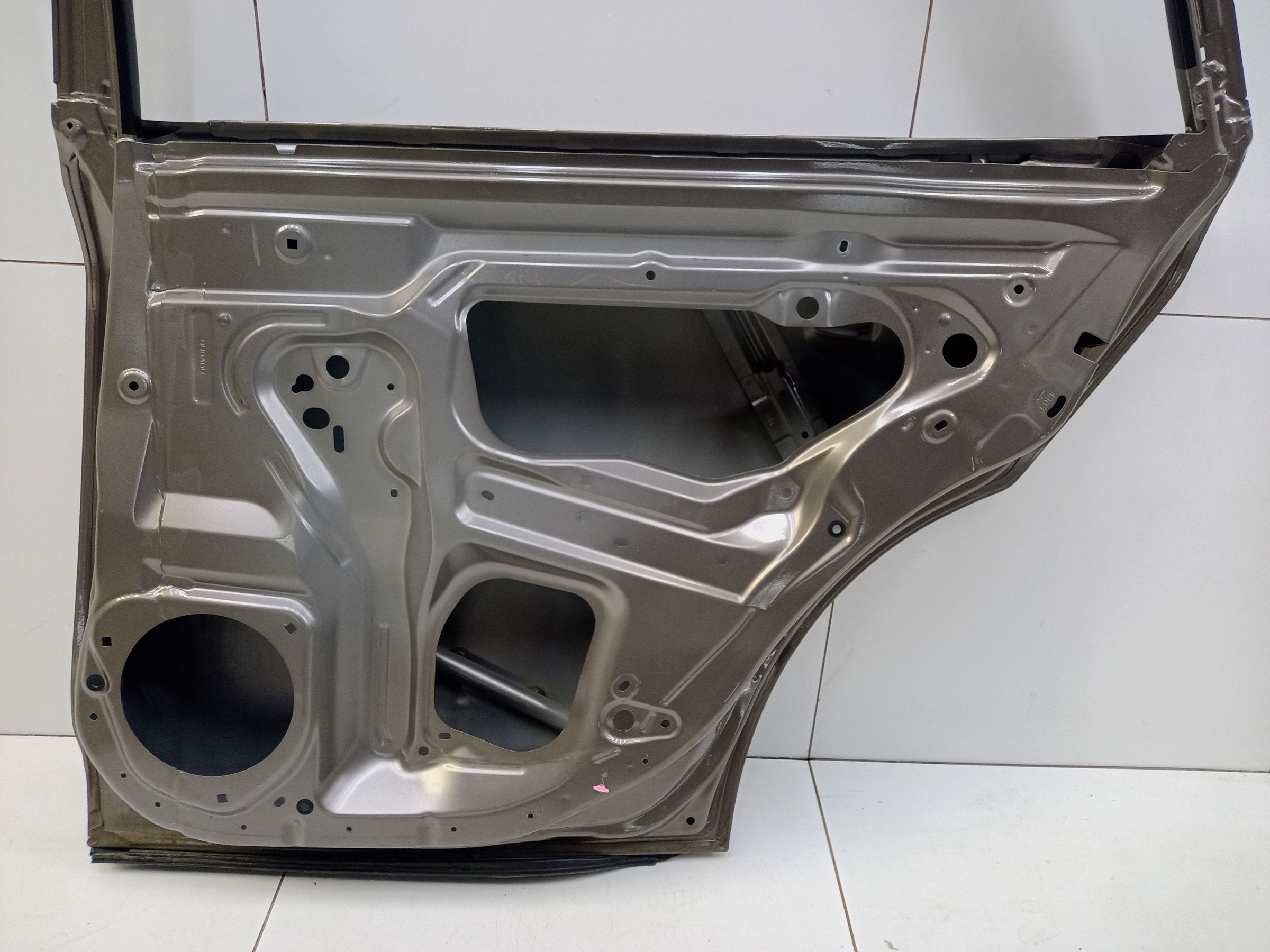 Дверь задняя правая Subaru Outback 6